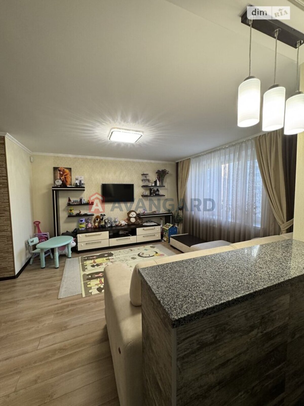 4 ��. ��������, 74/-/- ��. �., 5/9 ������ ���� 16