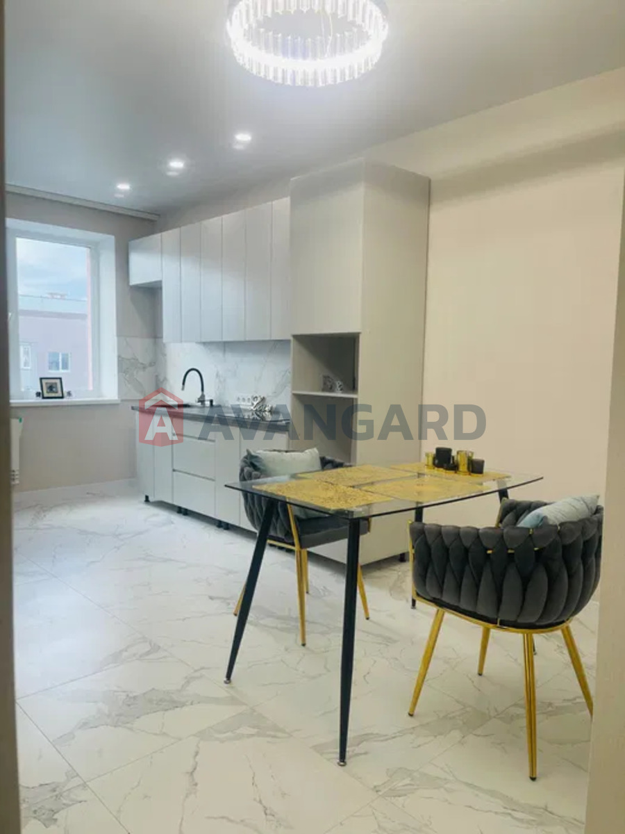 1 . , 53/-/20 . ., 8/8   7