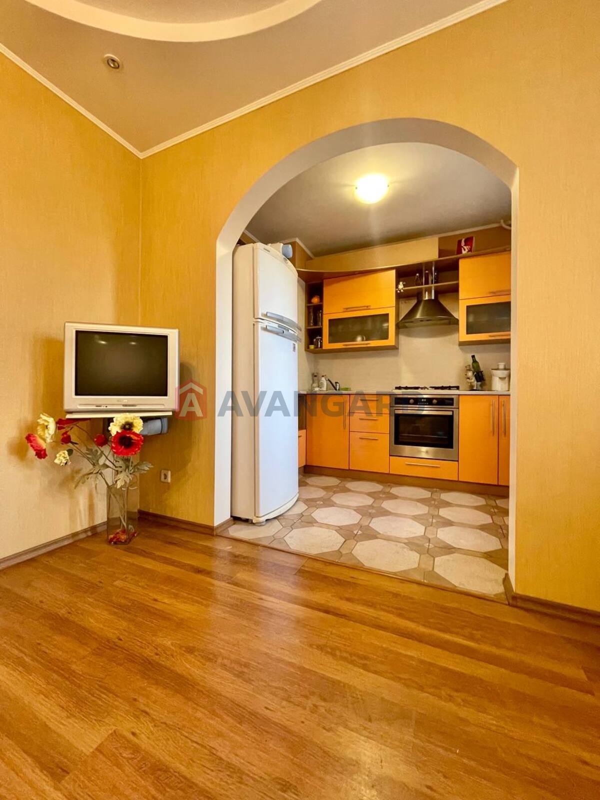 2 ��. ��������, 65,1/28,3/5,9 ��. �., 6/9 ������ ���� 8