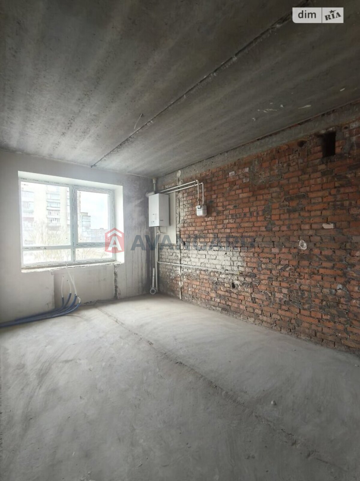 2 ��. ��������, 82/-/- ��. �., 5/10 ������ ���� 6