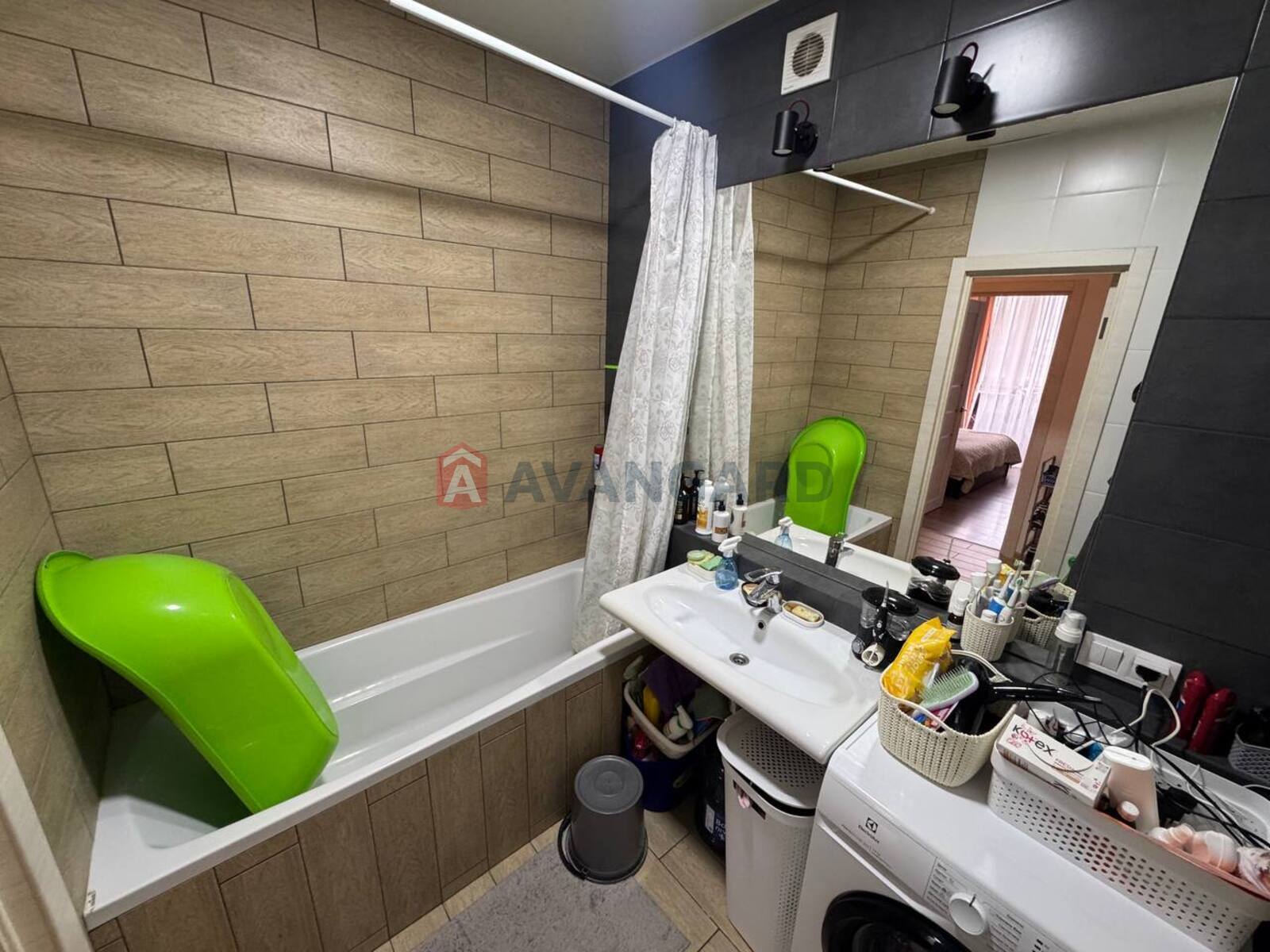 2 ����. ��������, 56/30/14 ��. �., 10/12 ���� ���� 17