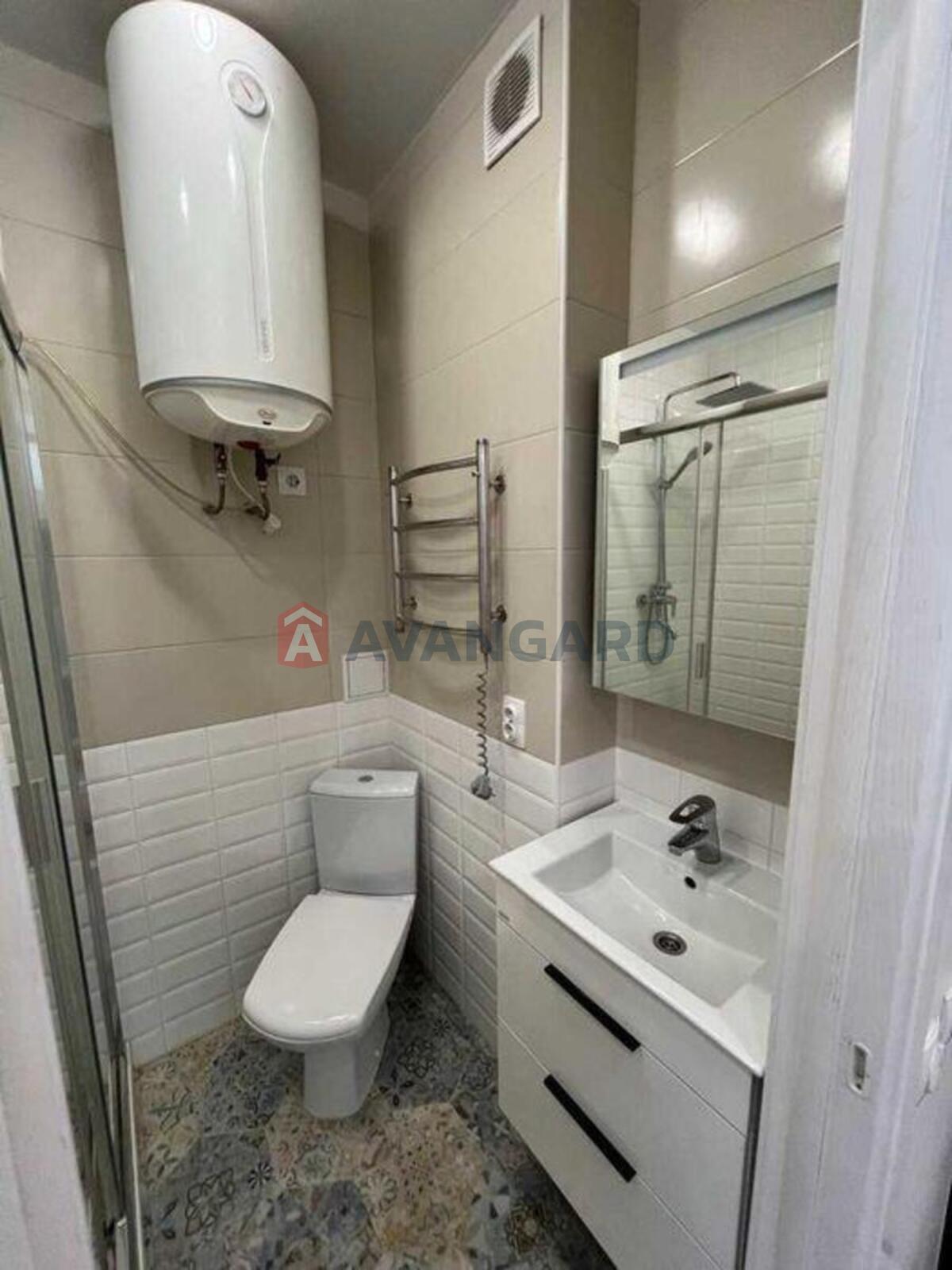 1 ��. ��������, 20/-/4 ��. �., 13/16 ������ ���� 12