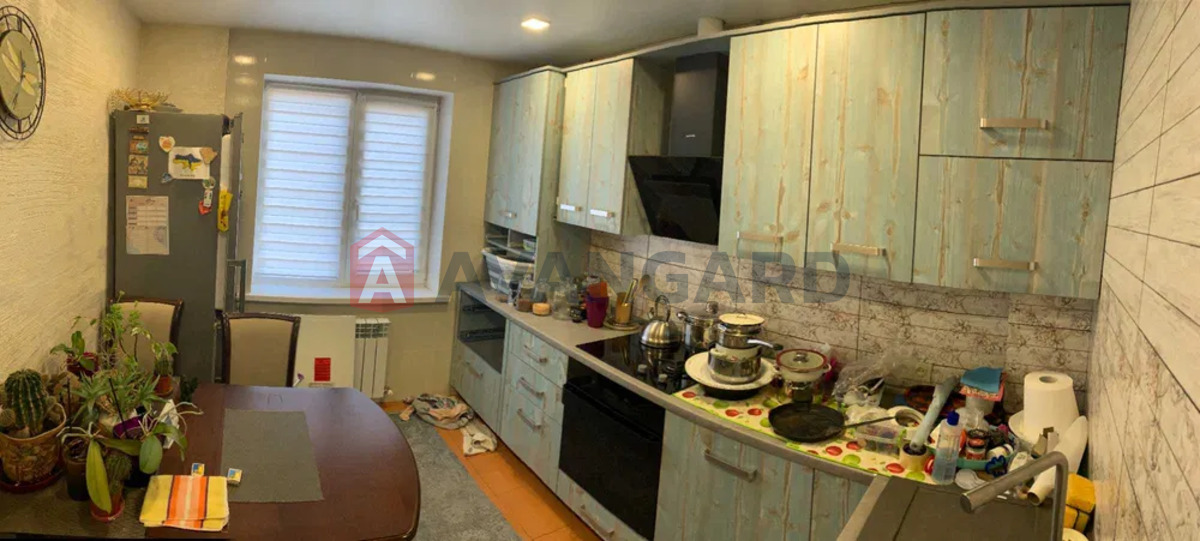 4 ��. ��������, 80/-/9 ��. �., 3/9 ������ ���� 4