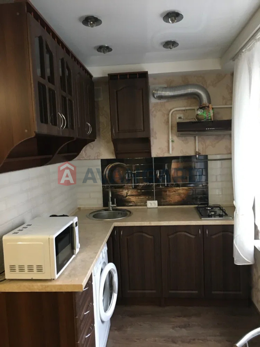 2 ��. ��������, 42/-/7 ��. �., 2/5 ������ ���� 5