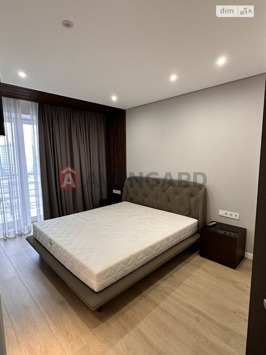 2 . , 70/32/11 . ., 9/10   12