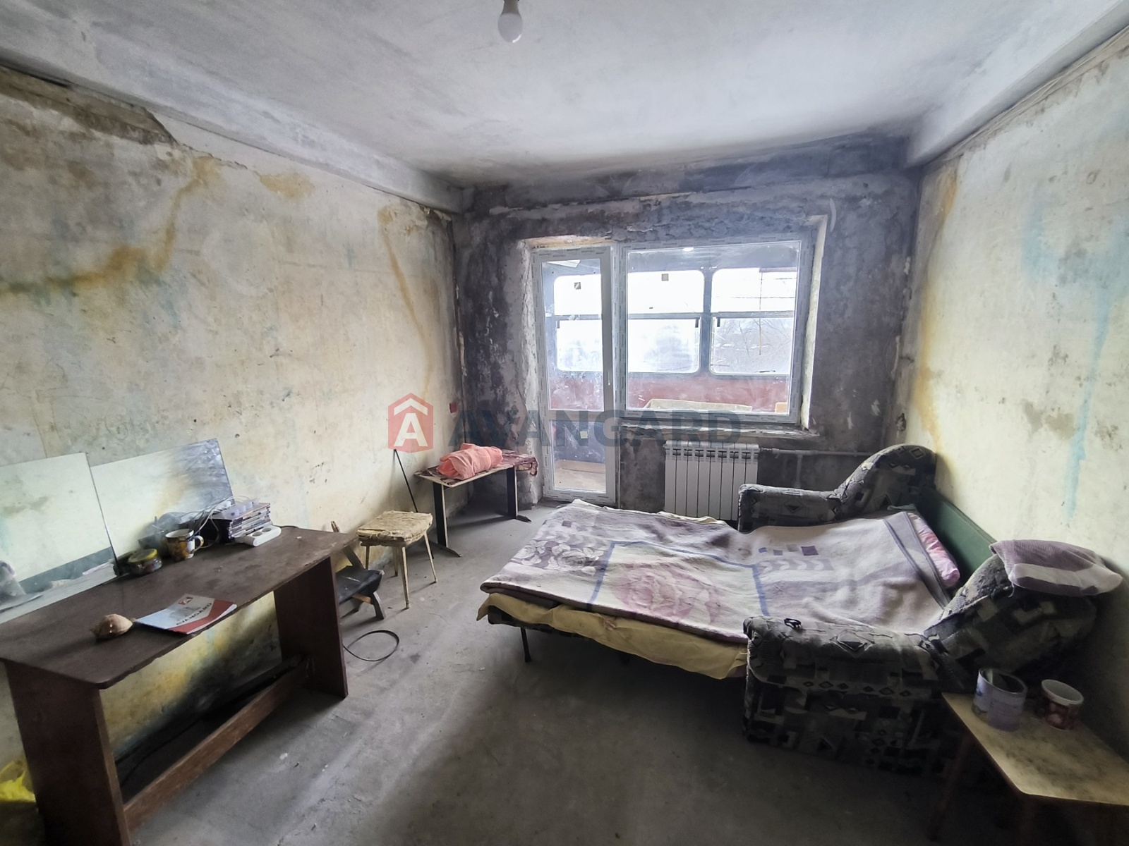 1 ��. ��������, 28/15/6 ��. �., 5/5 ������ ���� 4