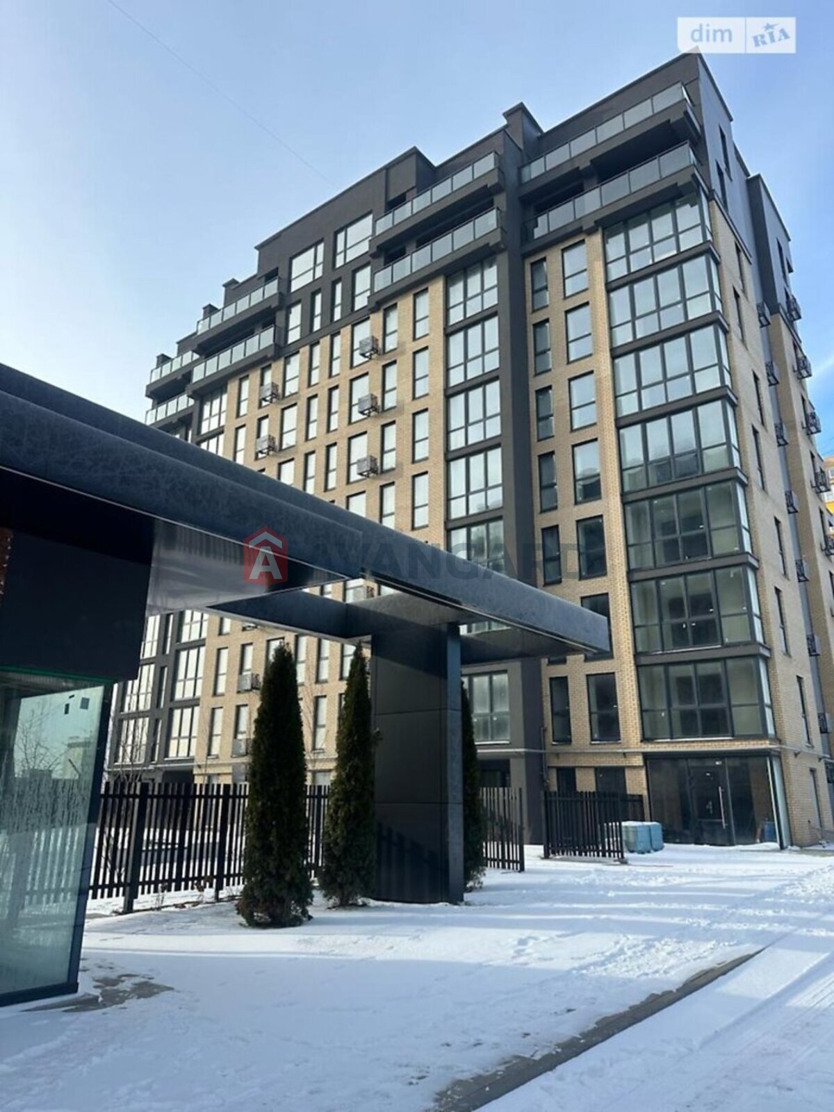 5 ����. ��������, 136/53/30 ��. �., 9/10 ���� ���� 11