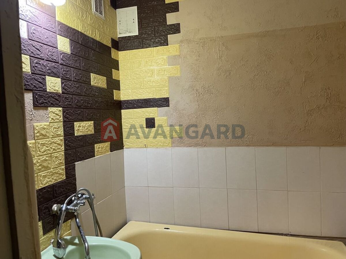 2 ��. ��������, 51/30/10 ��. �., 2/9 ������ ���� 4