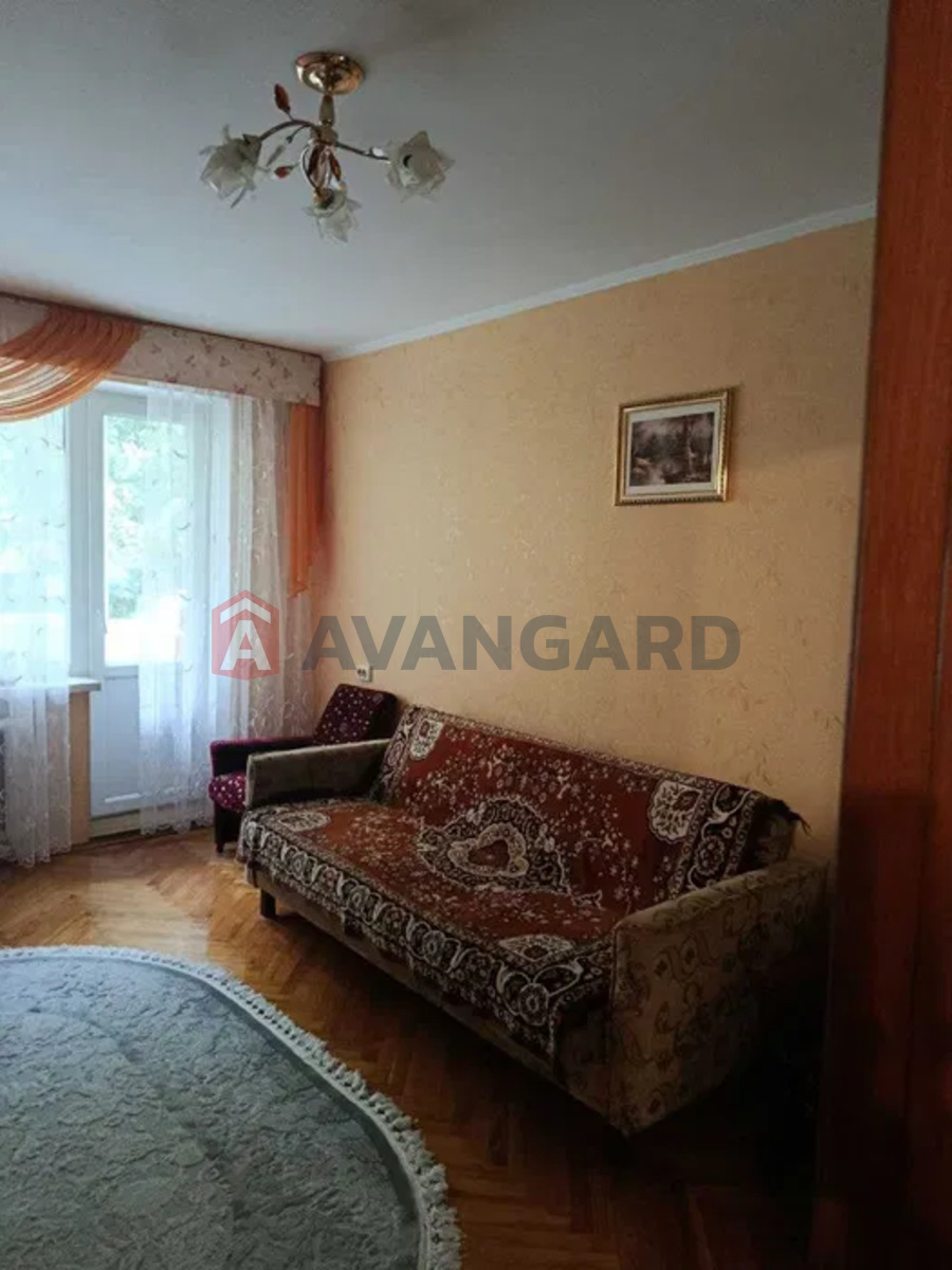 2 ��. ��������, 48/-/6 ��. �., 3/5 ������ ���� 9