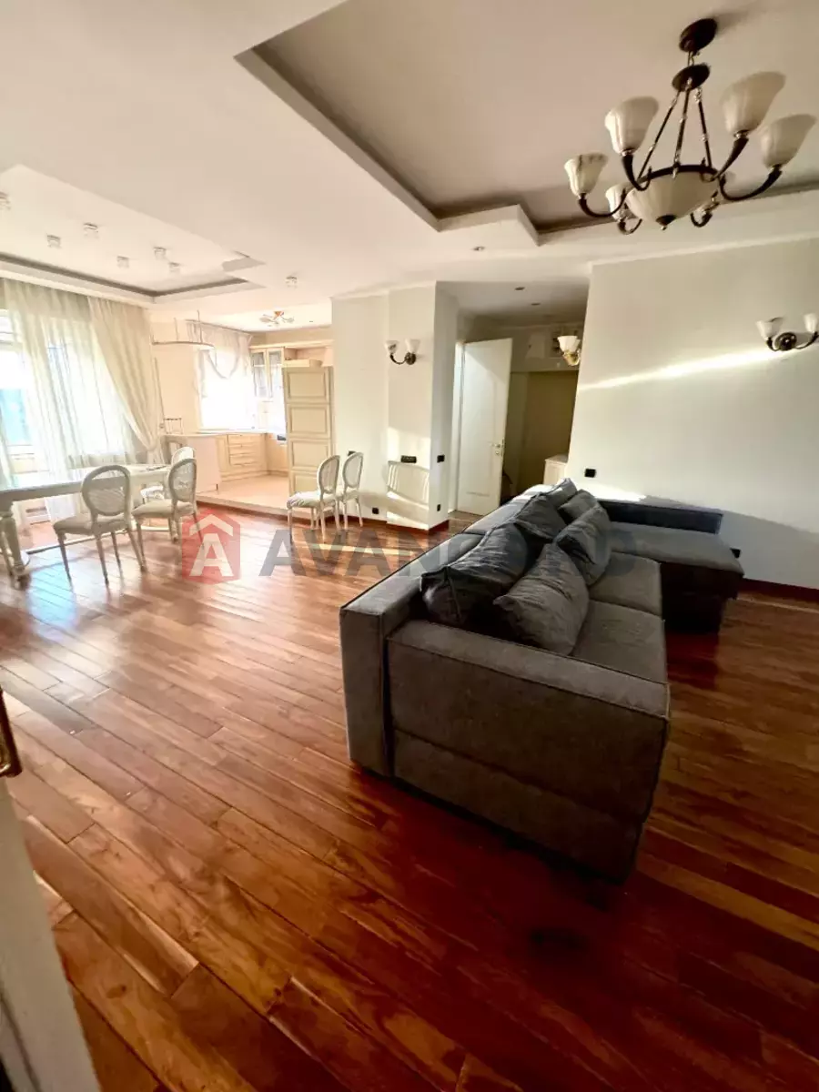 4 ��. ��������, 140/-/- ��. �., 11/15 ������ ���� 3