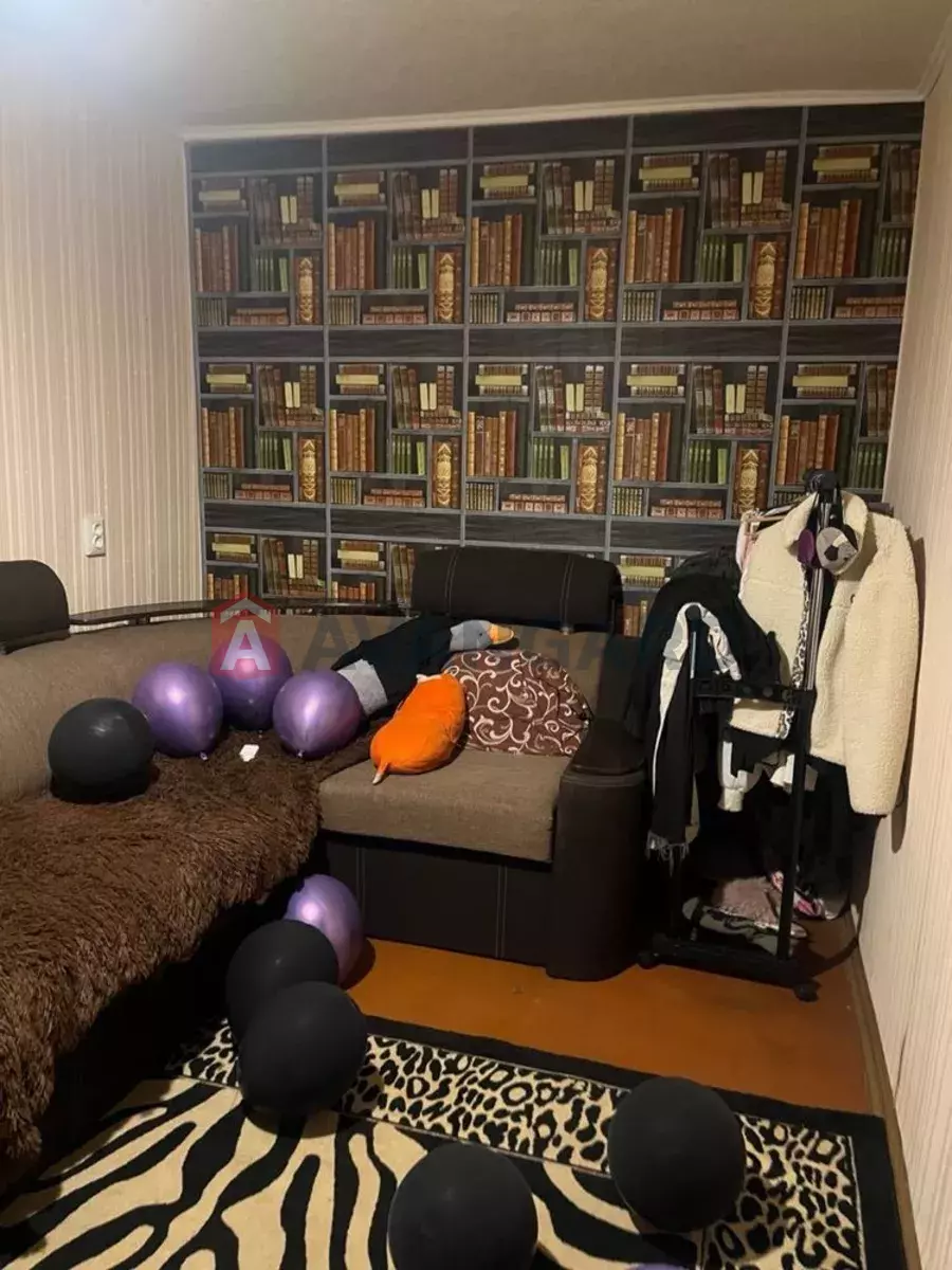 2 . , 50/-/10 . ., 5/9   4