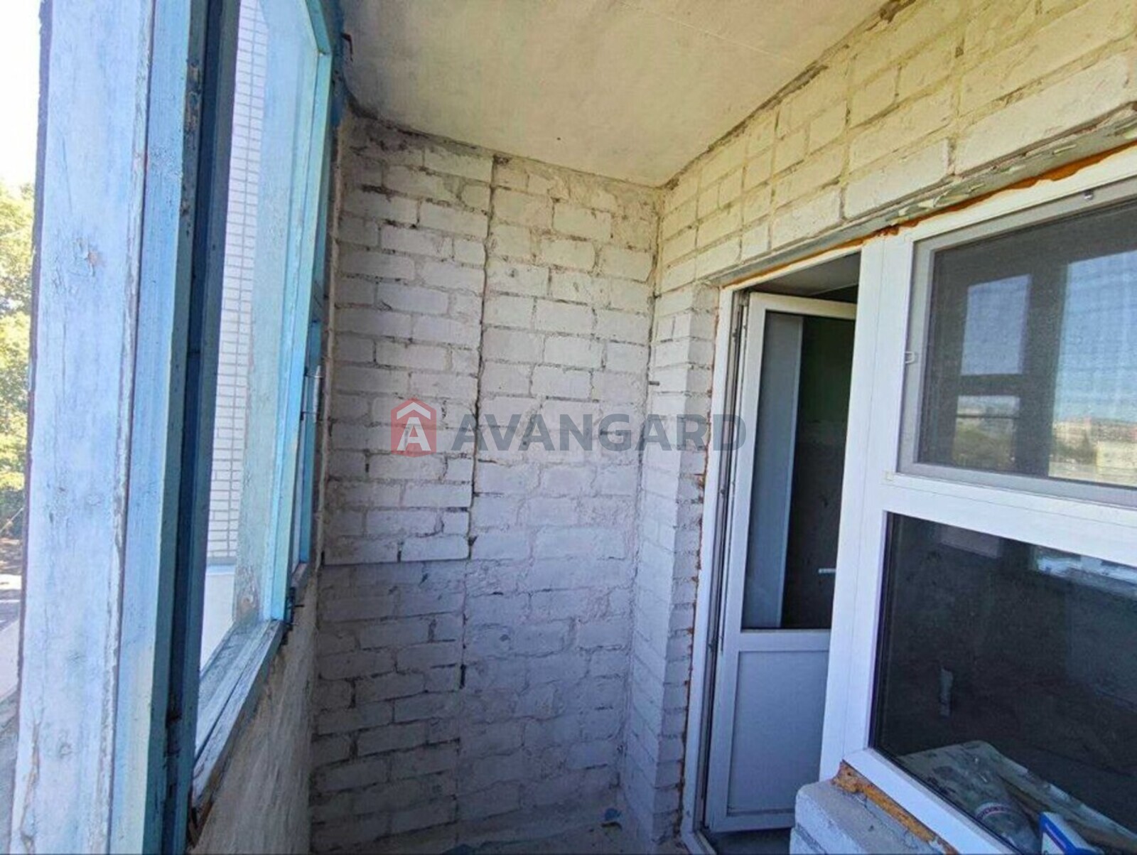 3 ��. ��������, 67/-/8 ��. �., 4/14 ������ ���� 9