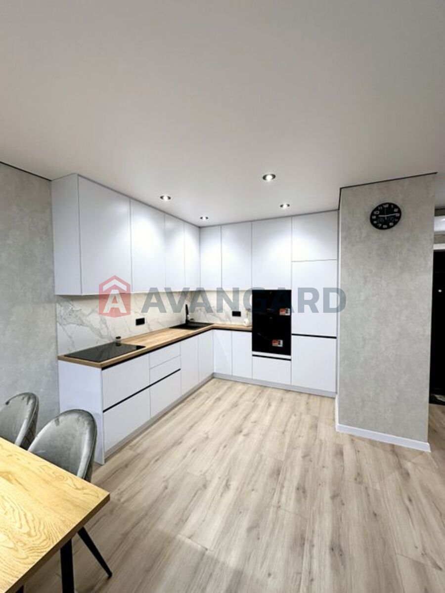 1 ����. ��������, 47/-/23 ��. �., 25/25 ���� ���� 1