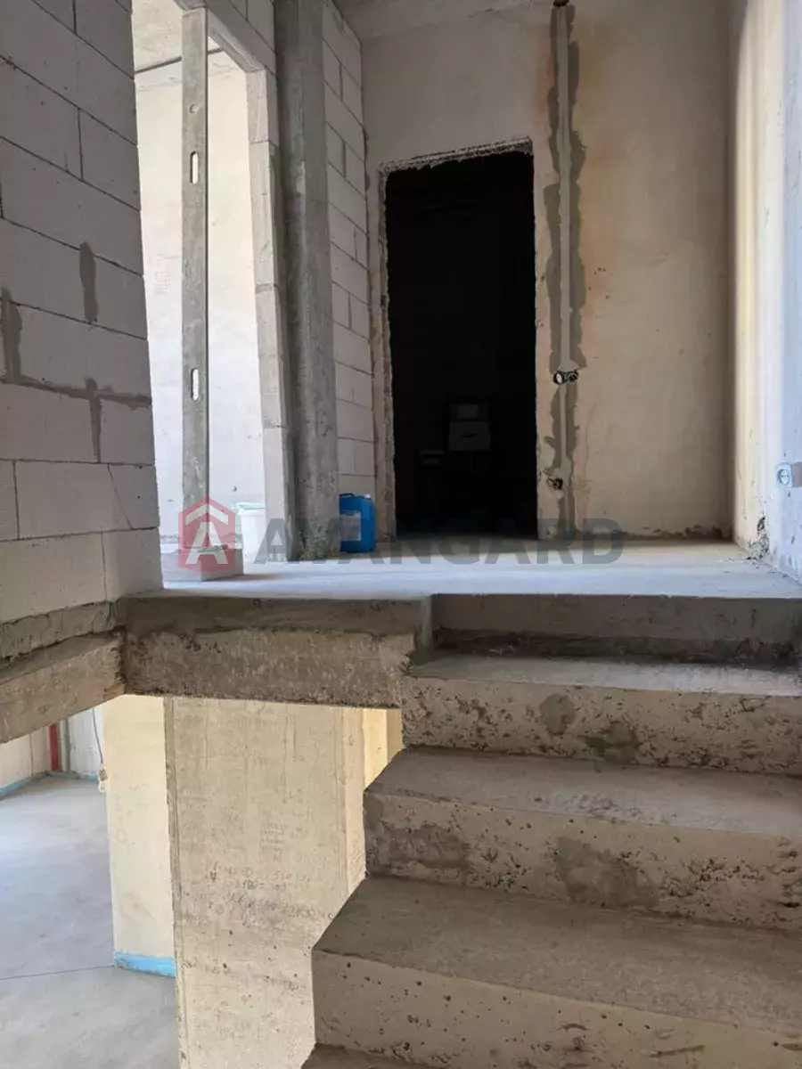 3 ��. ��������, 120/-/36 ��. �., 10/11 ������ ���� 15