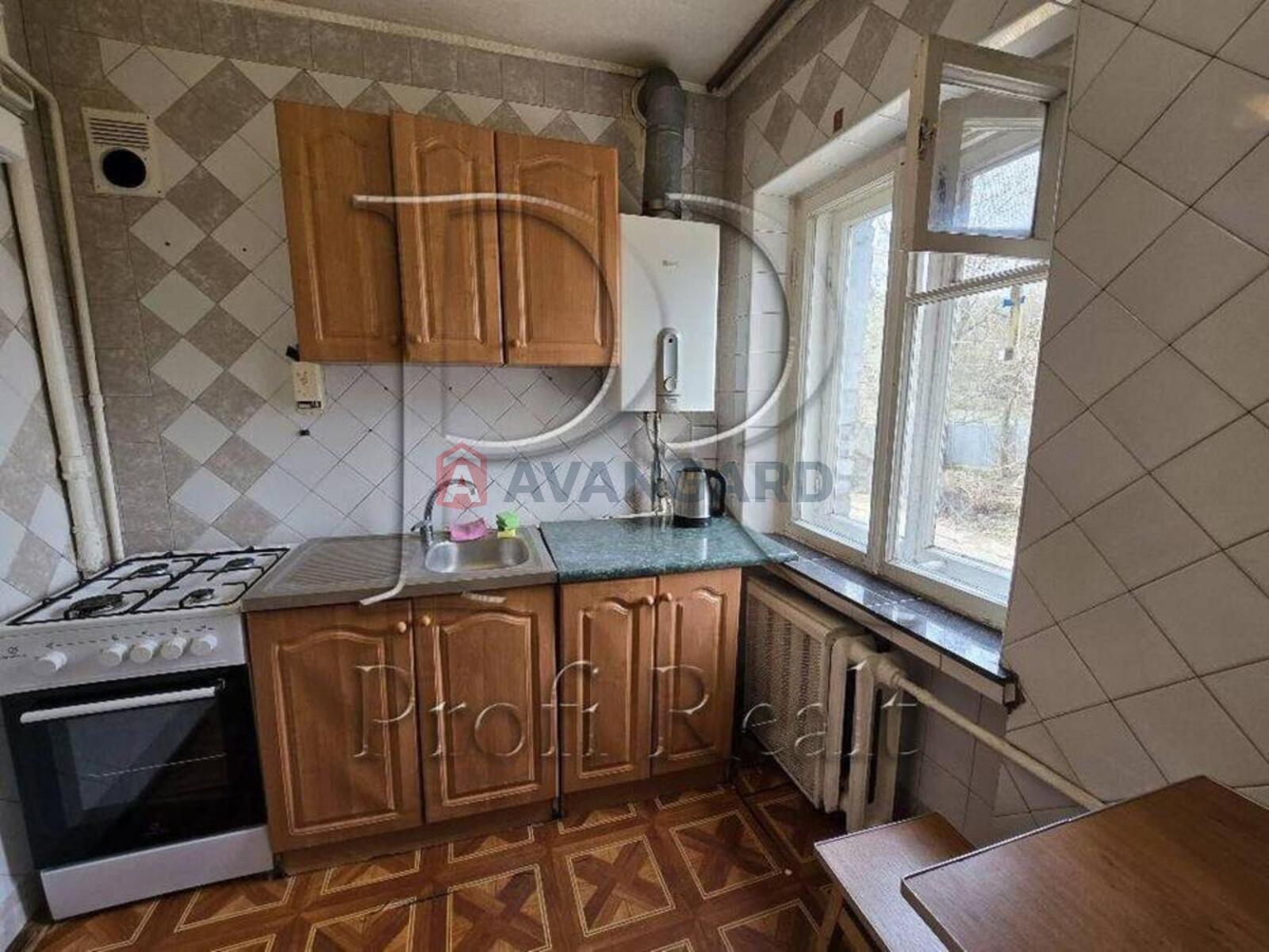 1 ��. ��������, 33/-/6 ��. �., 2/5 ������ ���� 2