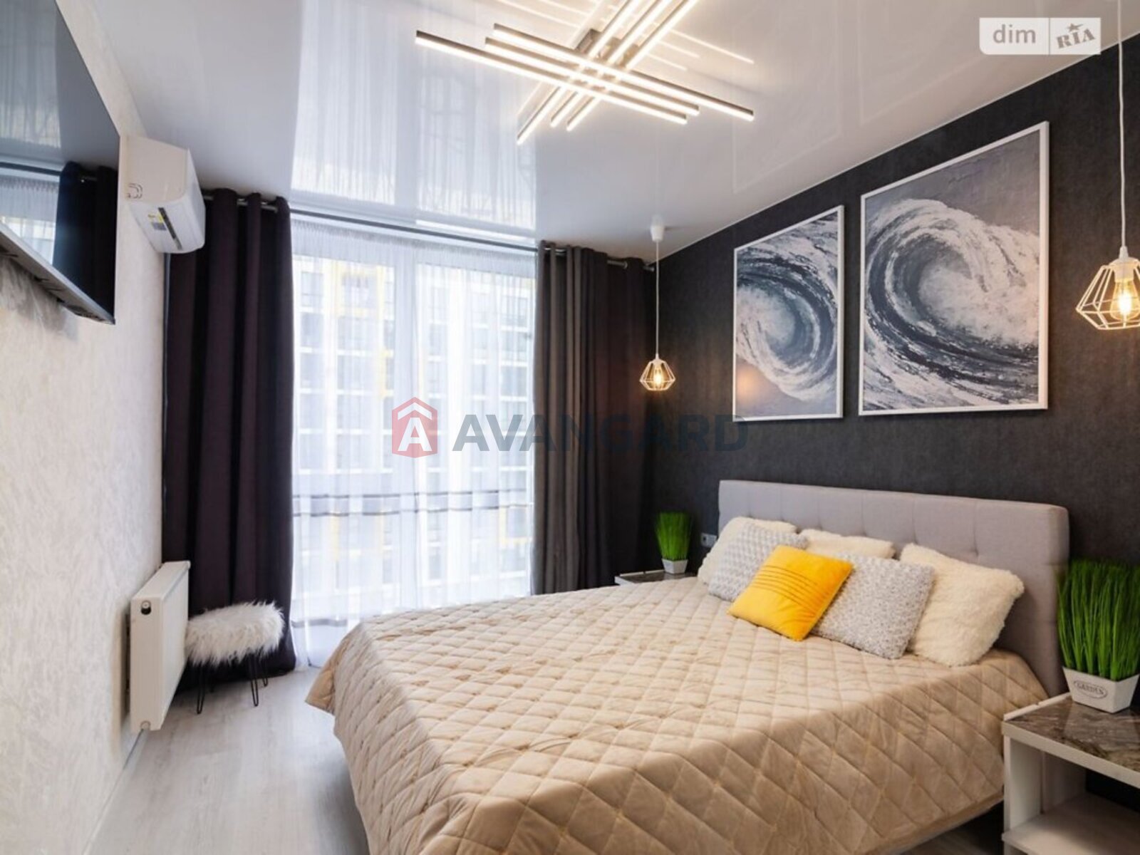 1 ��. ��������, 40/-/- ��. �., 4/10 ������ ���� 5