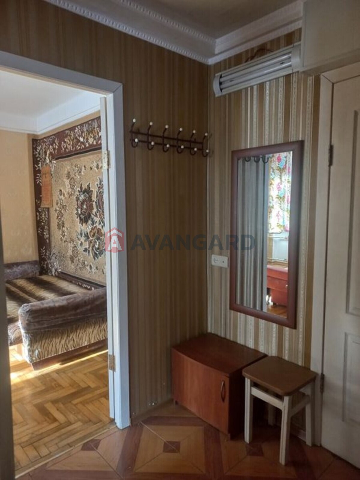 1 ����. ��������, 29/-/6 ��. �., 1/5 ���� ���� 9