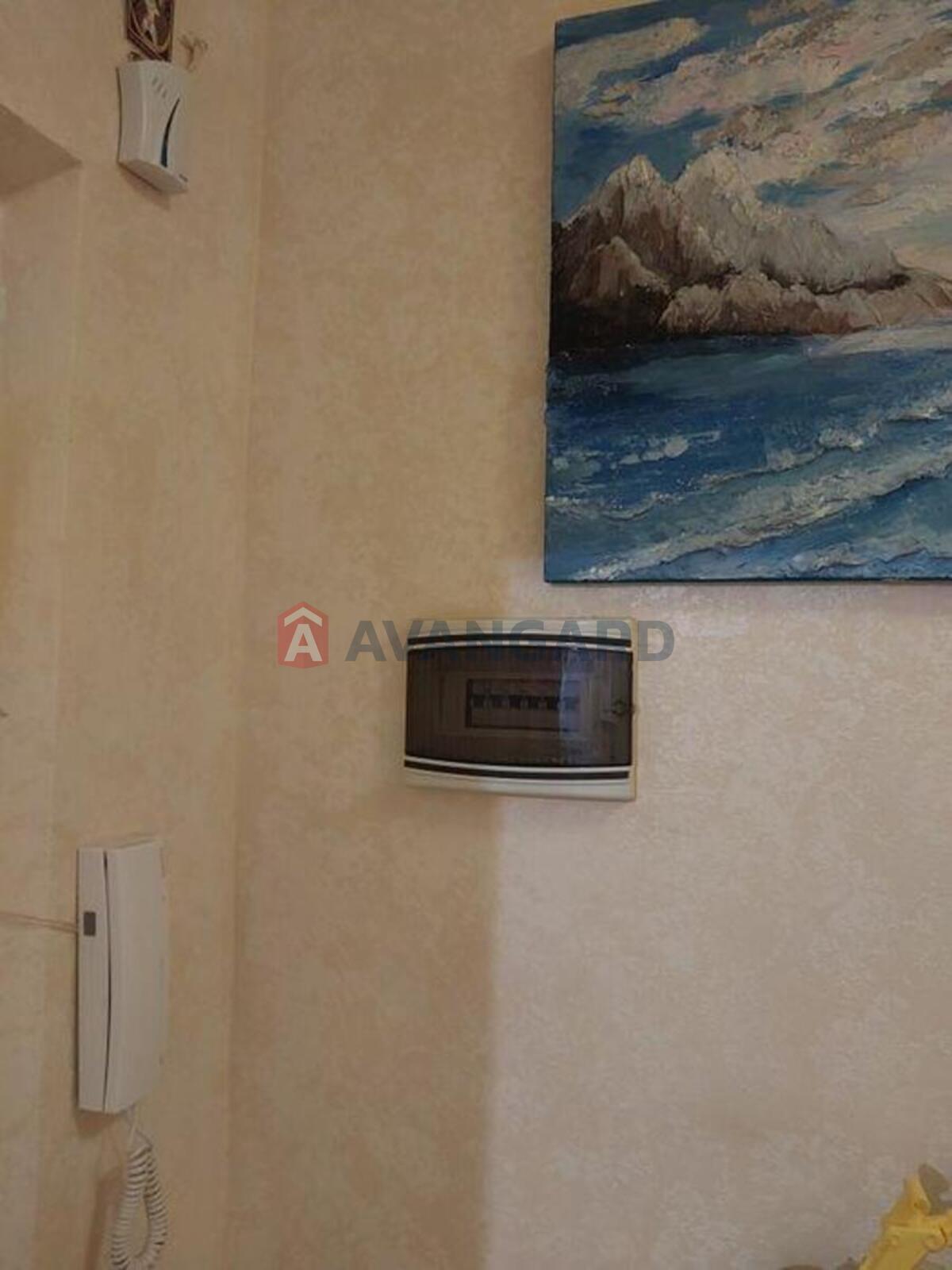 3 ��. ��������, 65/-/11 ��. �., 2/9 ������ ���� 8