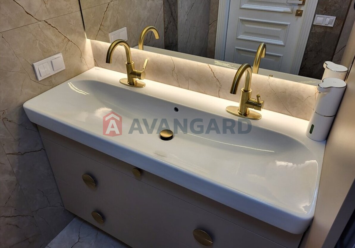 2 ��. ��������, 82/-/- ��. �., 8/9 ������ ���� 25