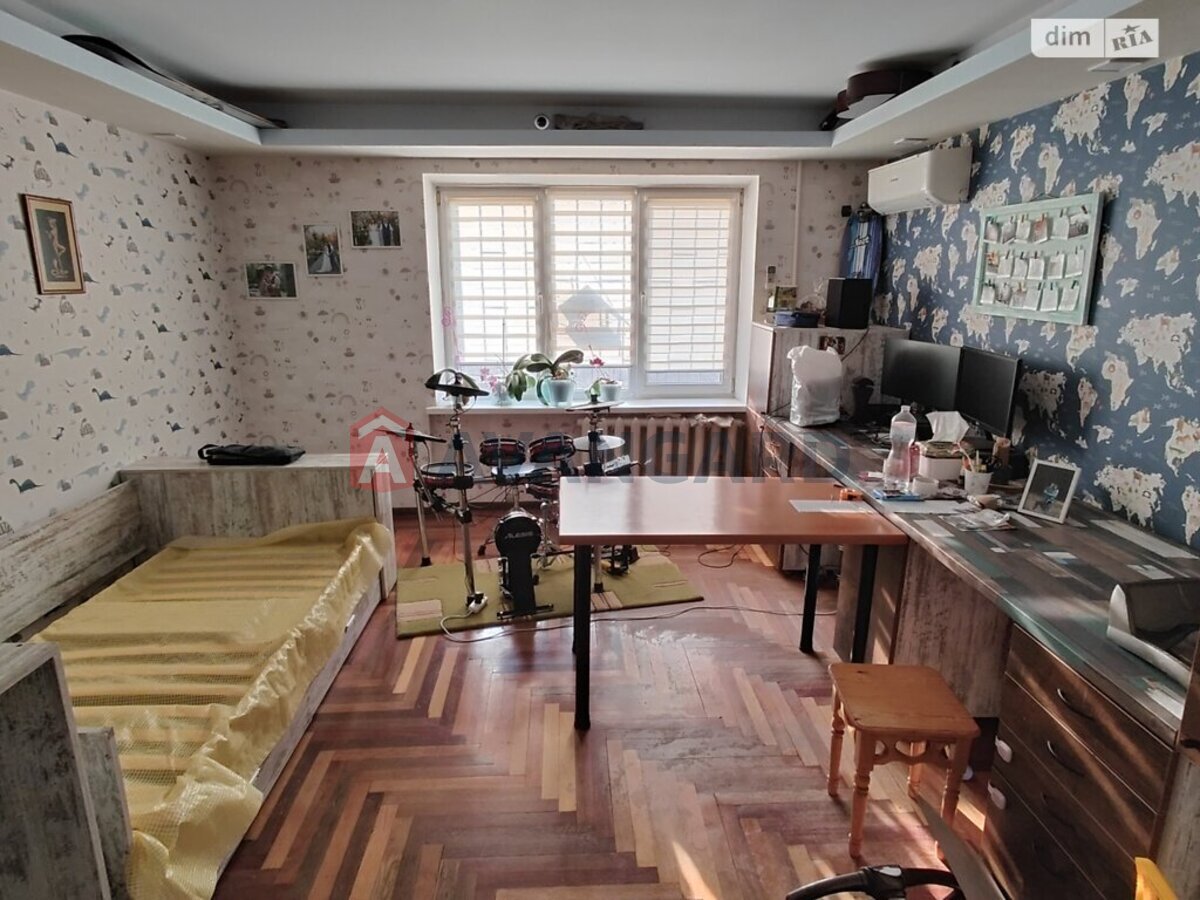 3 кім. квартира, 67/-/8 кв. м., 2/9 поверх фото 1 3 кім. квартира, 67/-/8 кв. м., 2/9 поверх фото 1