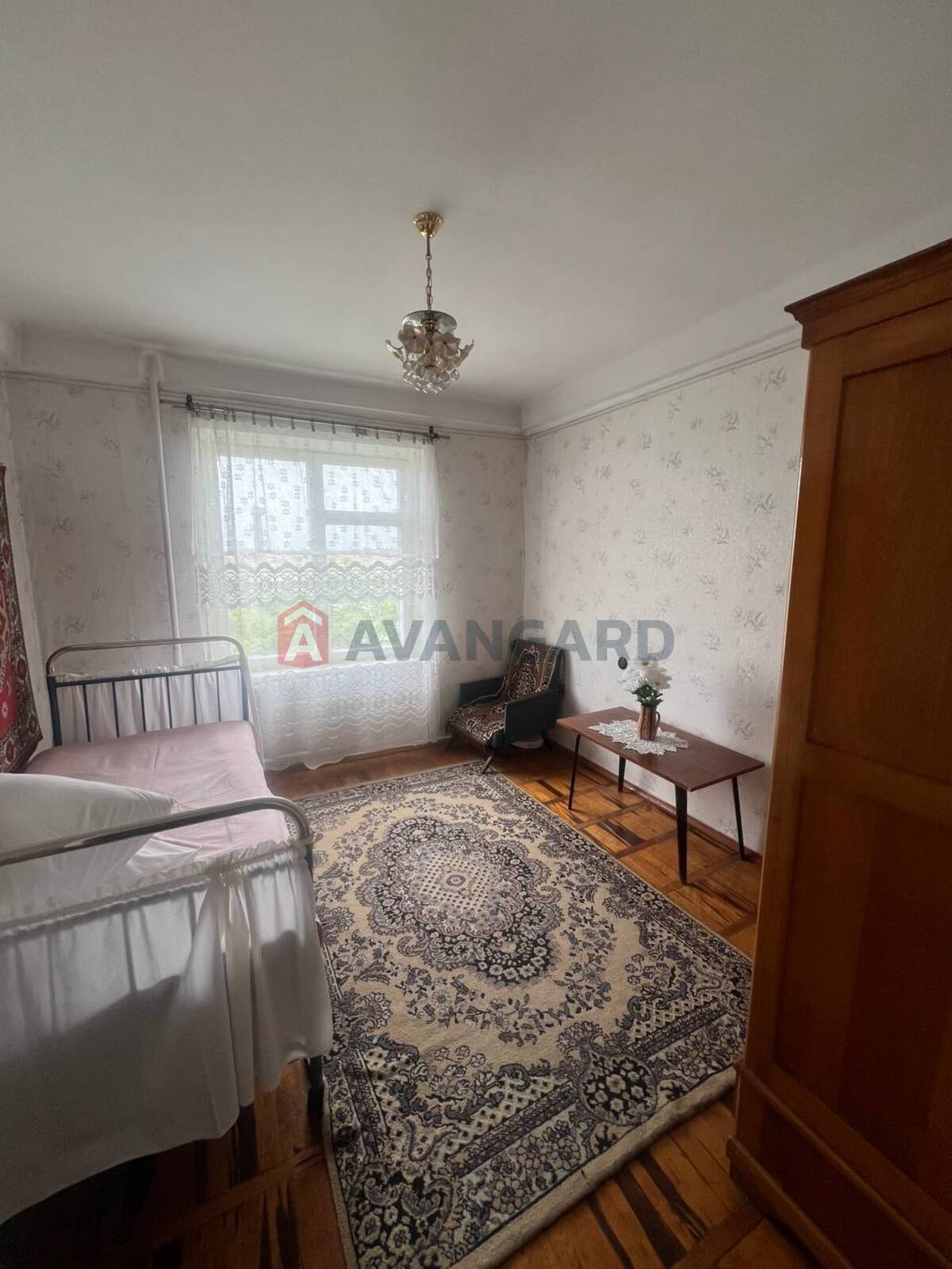 3 ����. ��������, 72/-/7 ��. �., 7/9 ���� ���� 6