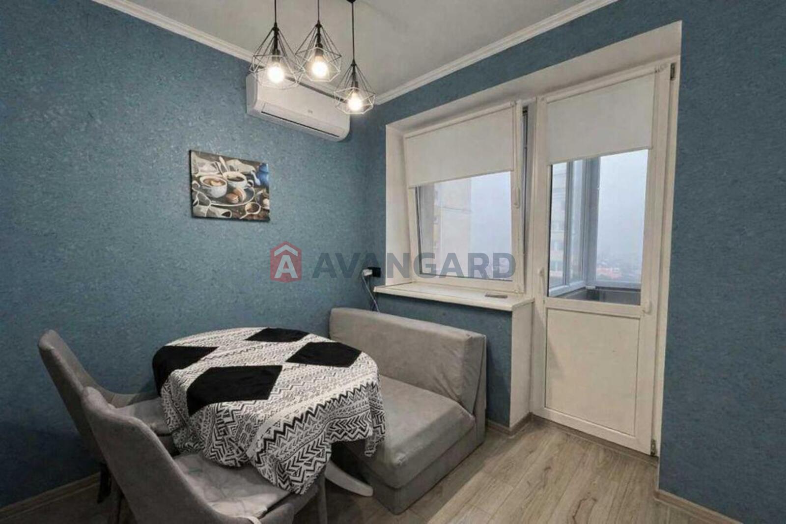 1 ����. ��������, 38/-/10 ��. �., 7/9 ���� ���� 4