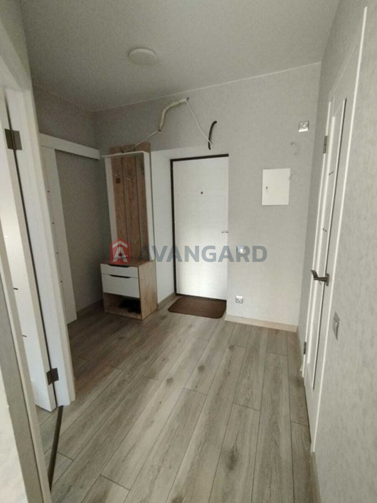 1 ����. ��������, 42/-/13 ��. �., 4/10 ���� ���� 6