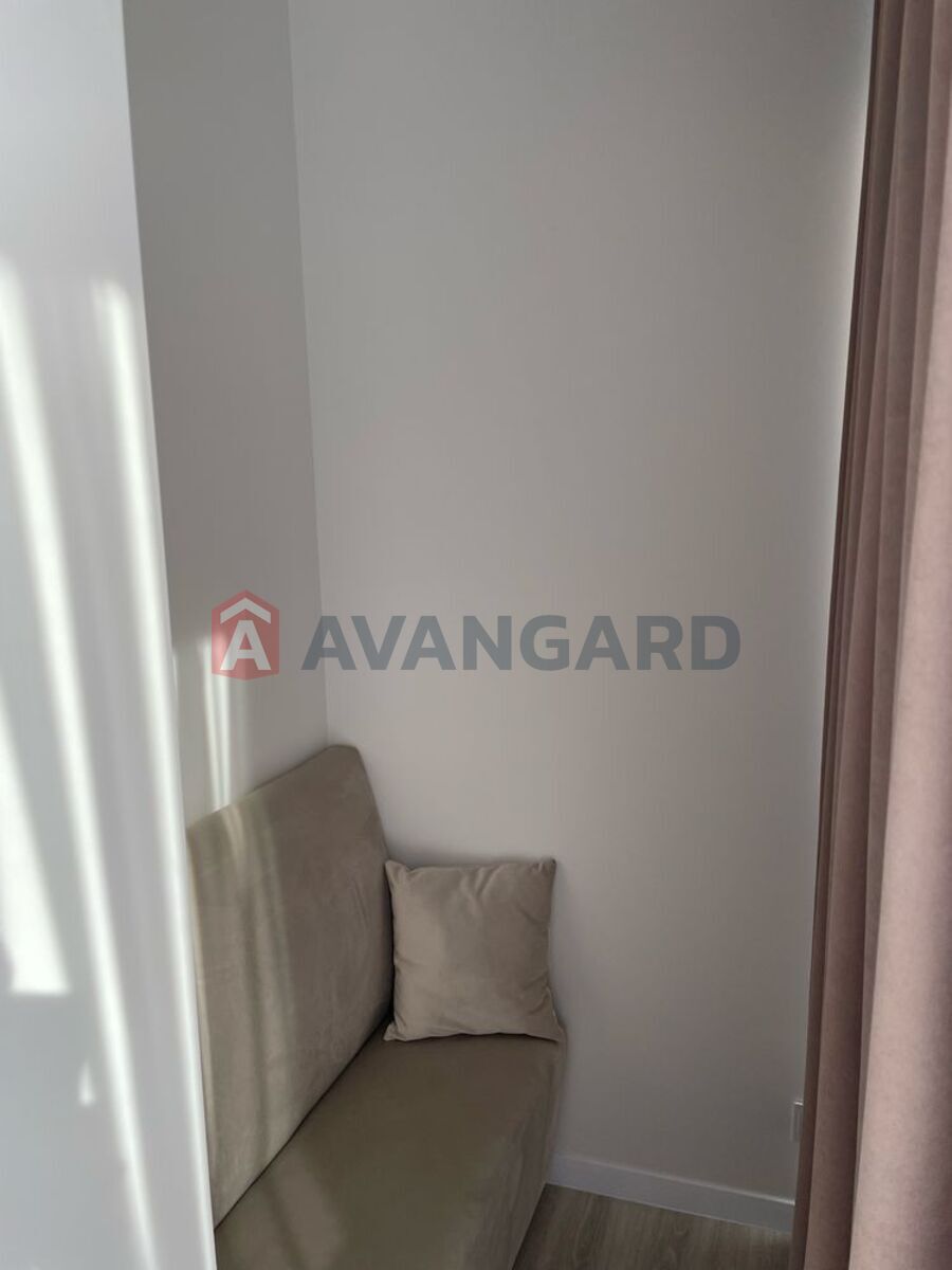 1 . , 43/-/24 . ., 2/6   8