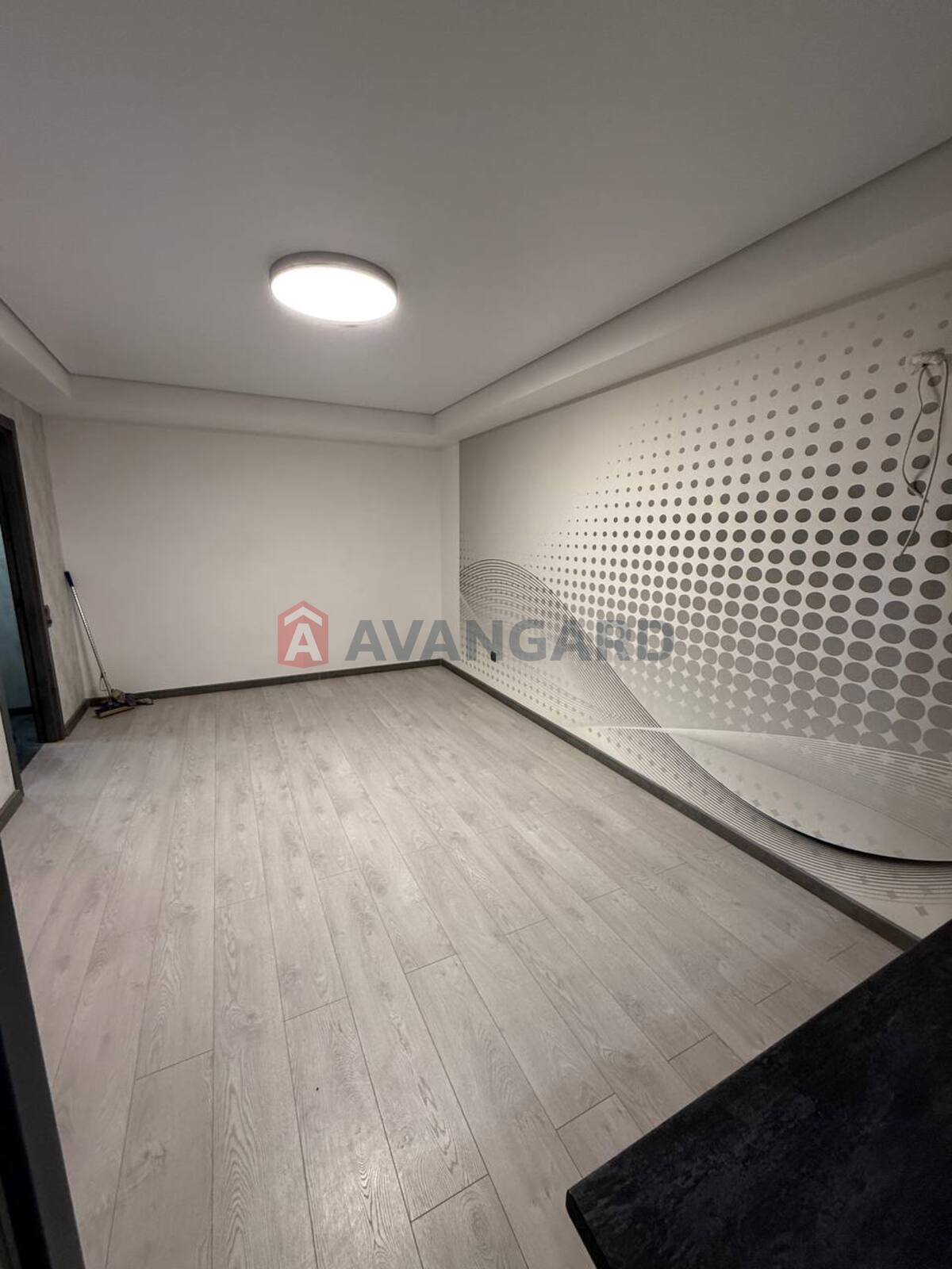 1 ��. ��������, 30/15/7 ��. �., 3/5 ������ ���� 3