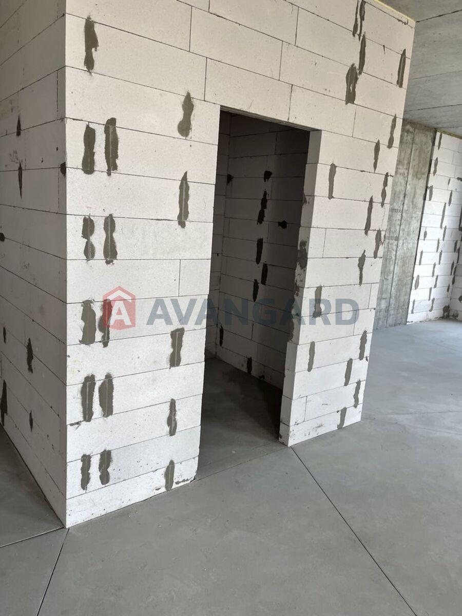 3 ��. ��������, 84/-/30 ��. �., 11/24 ������ ���� 5