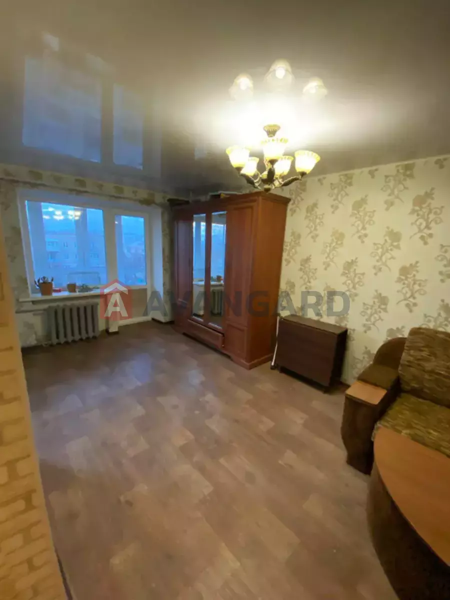 1 ��. ��������, 31/-/- ��. �., 5/5 ������ ���� 2