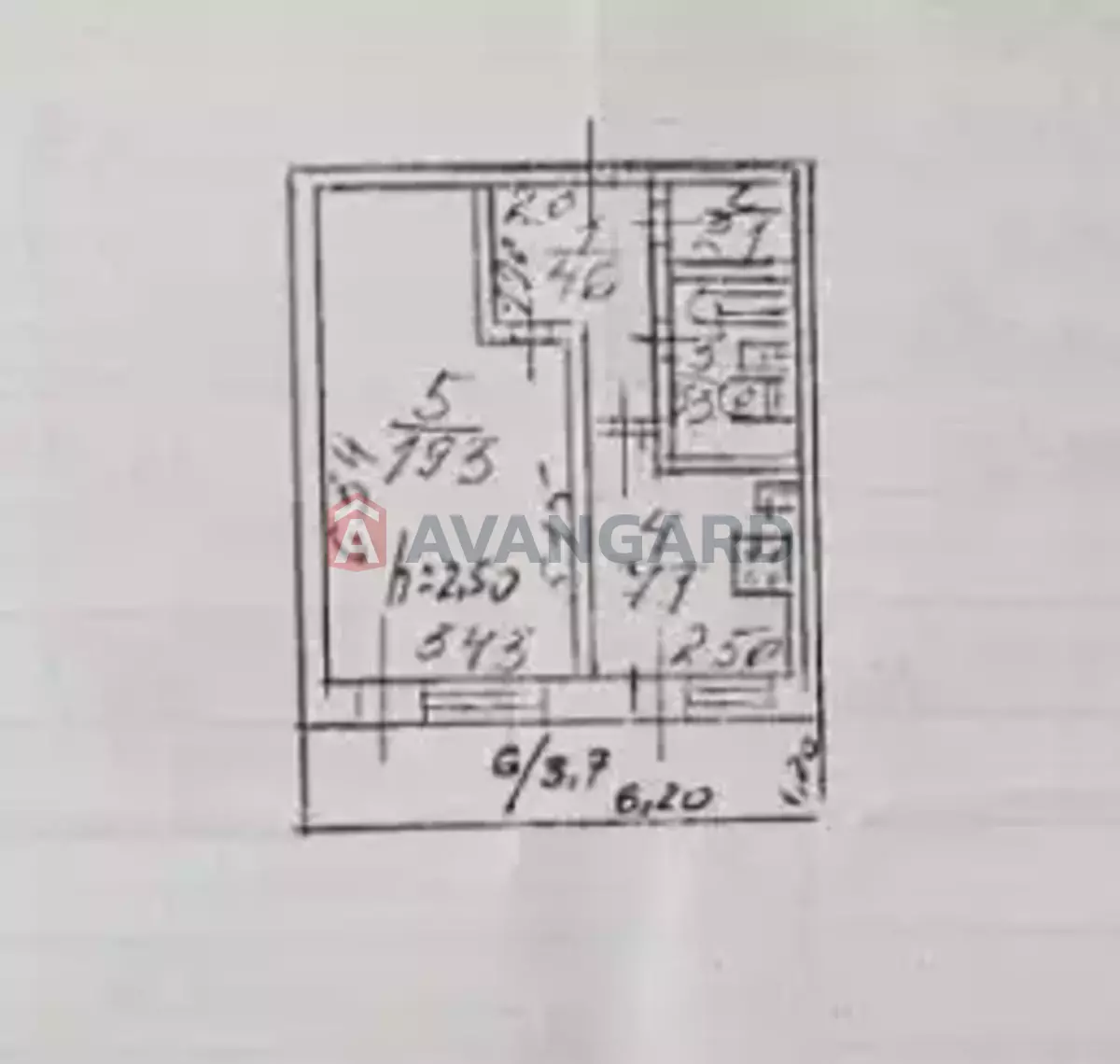 1 ��. ��������, 43/24/8 ��. �., 3/12 ������ ���� 17