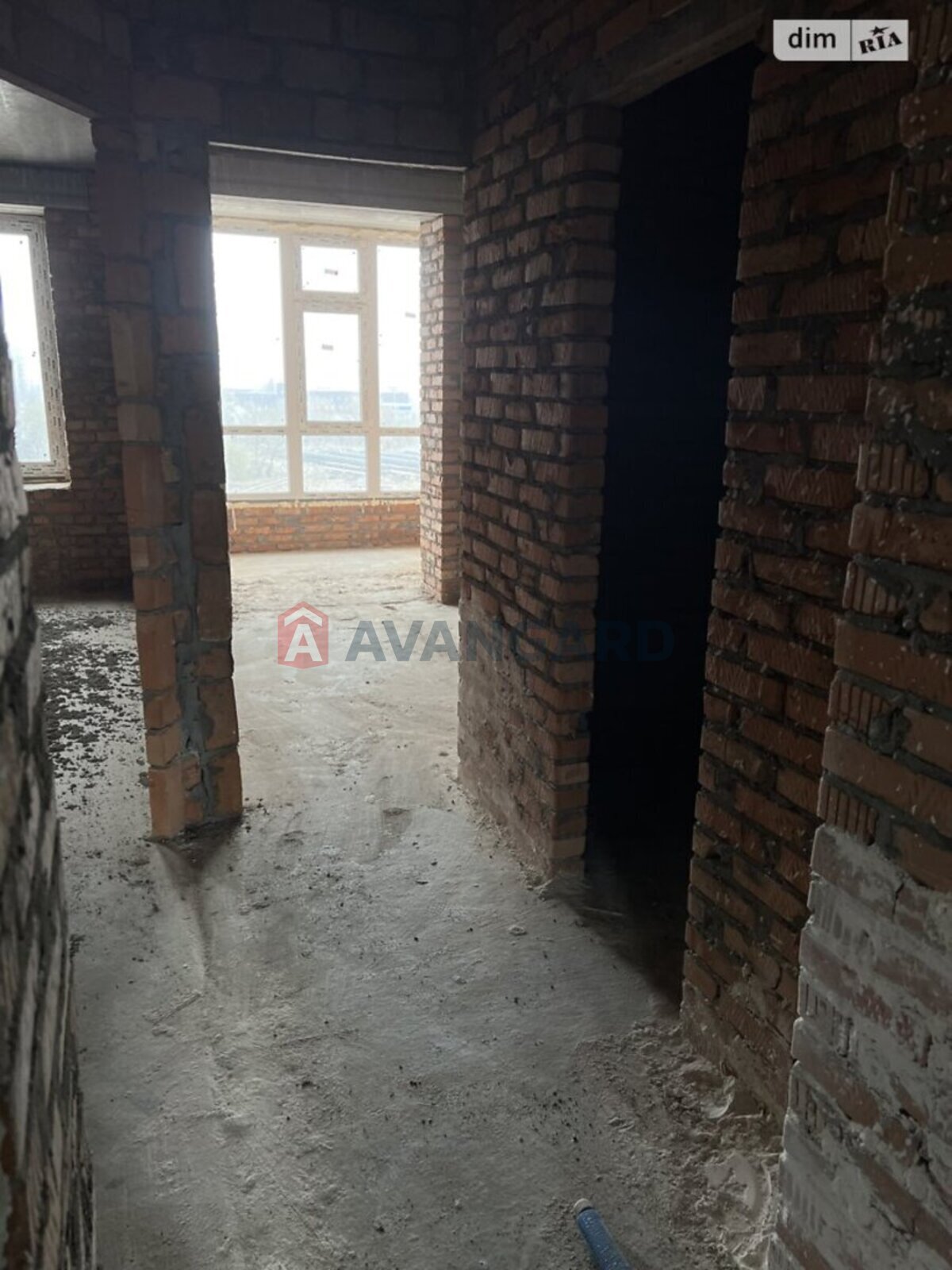 1 ����. ��������, 38/-/8 ��. �., 6/9 ���� ���� 6