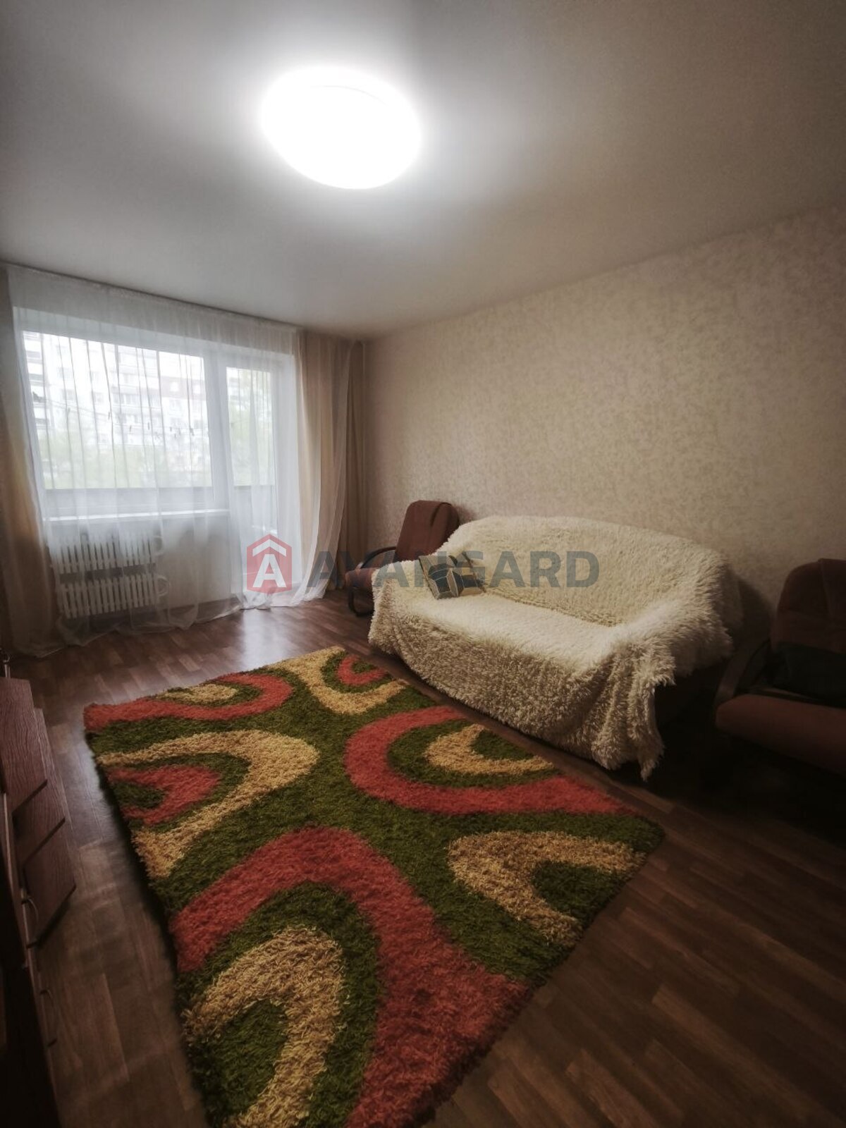 2 ��. ��������, 52/-/7 ��. �., 4/10 ������ ���� 5