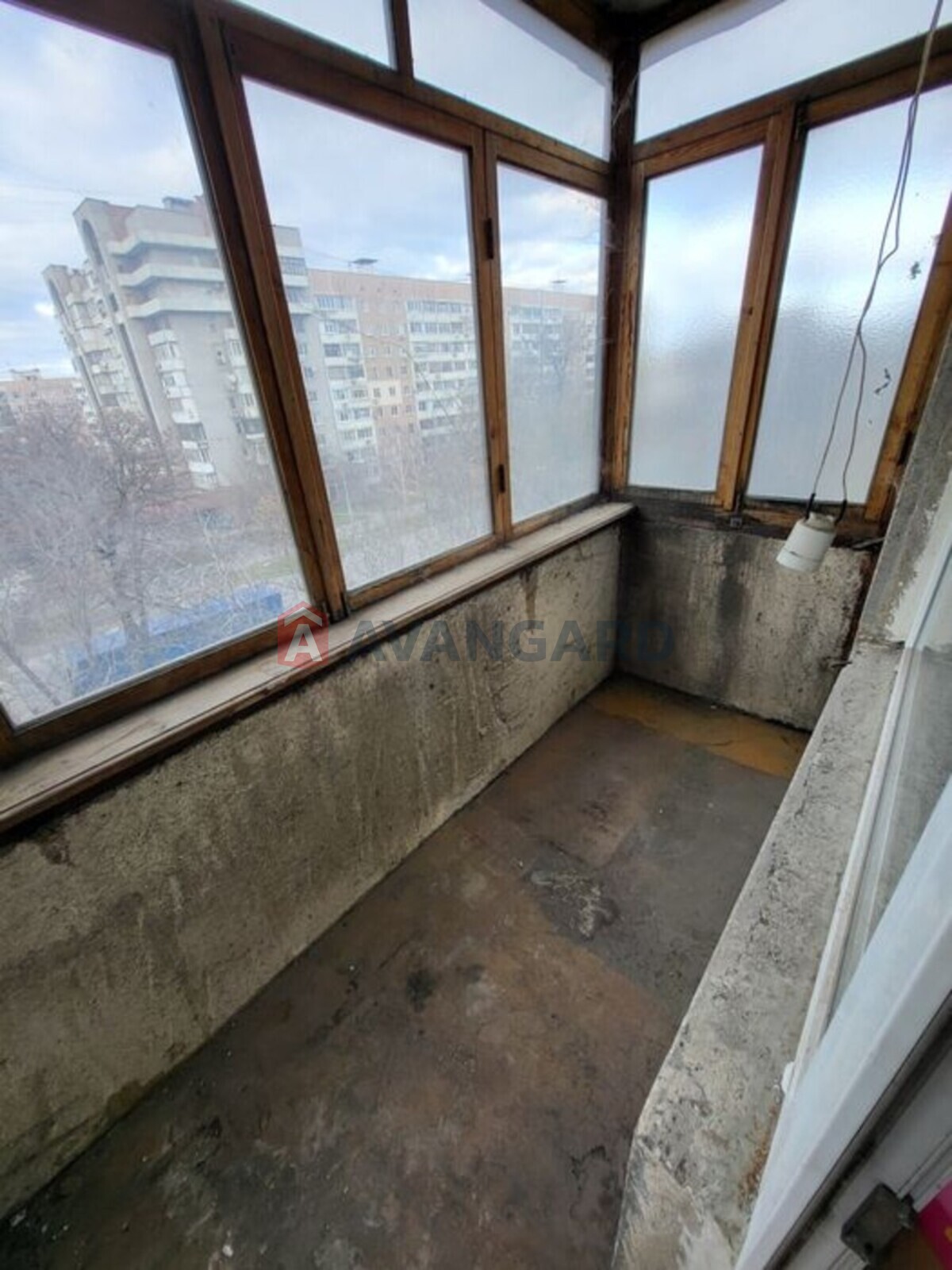 3 ��. ��������, 67/-/11 ��. �., 4/9 ������ ���� 9