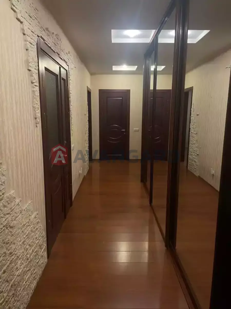 4 ��. ��������, 104/60/20 ��. �., 10/10 ������ ���� 7