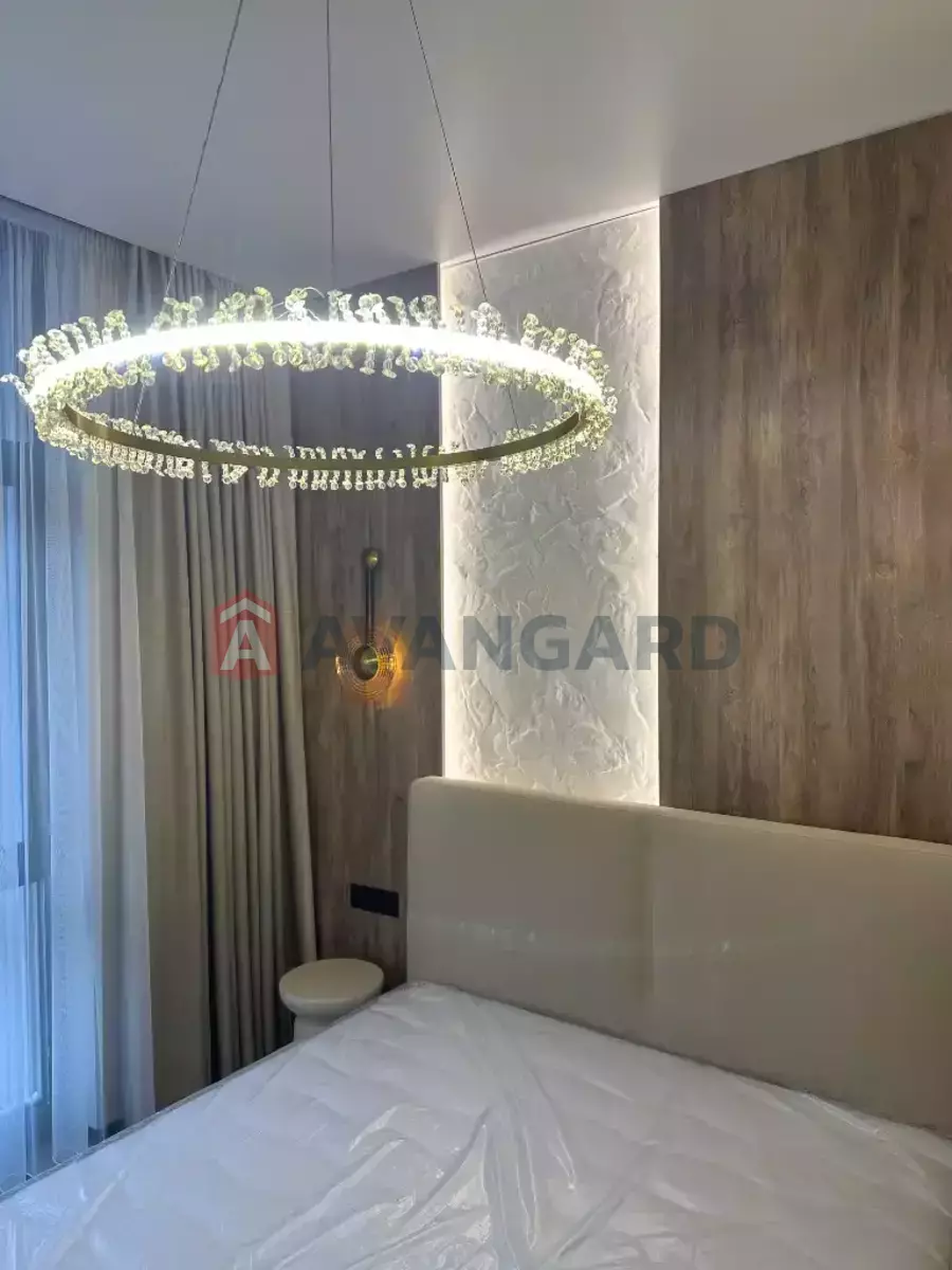 2 ����. ��������, 43/-/- ��. �., 8/10 ���� ���� 12