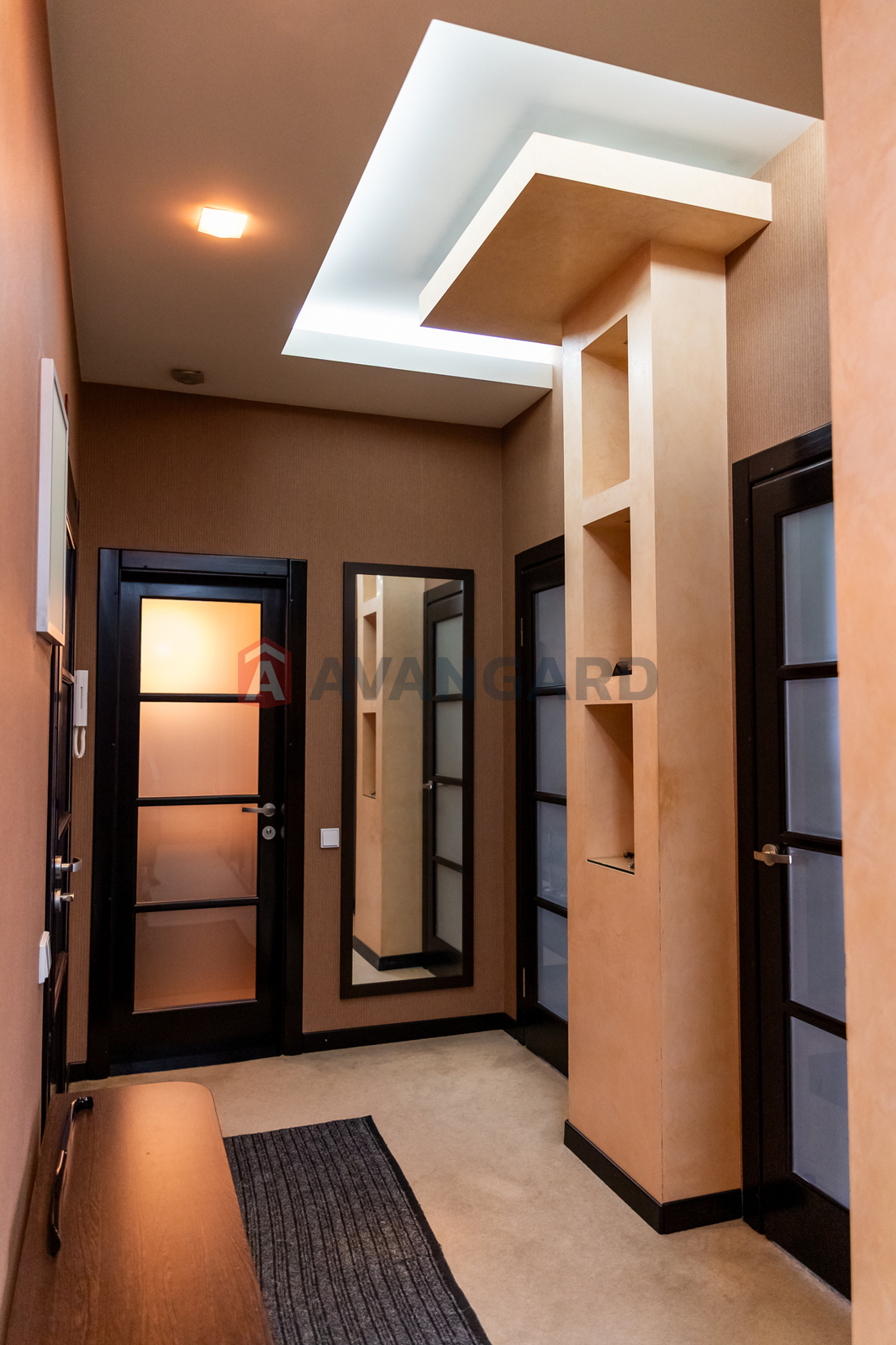 3 ����. ��������, 150/-/38 ��. �., 7/12 ���� ���� 17