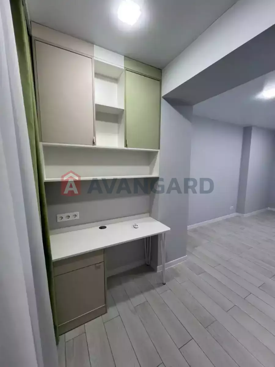 3 ��. ��������, 79/46/20 ��. �., 3/12 ������ ���� 13