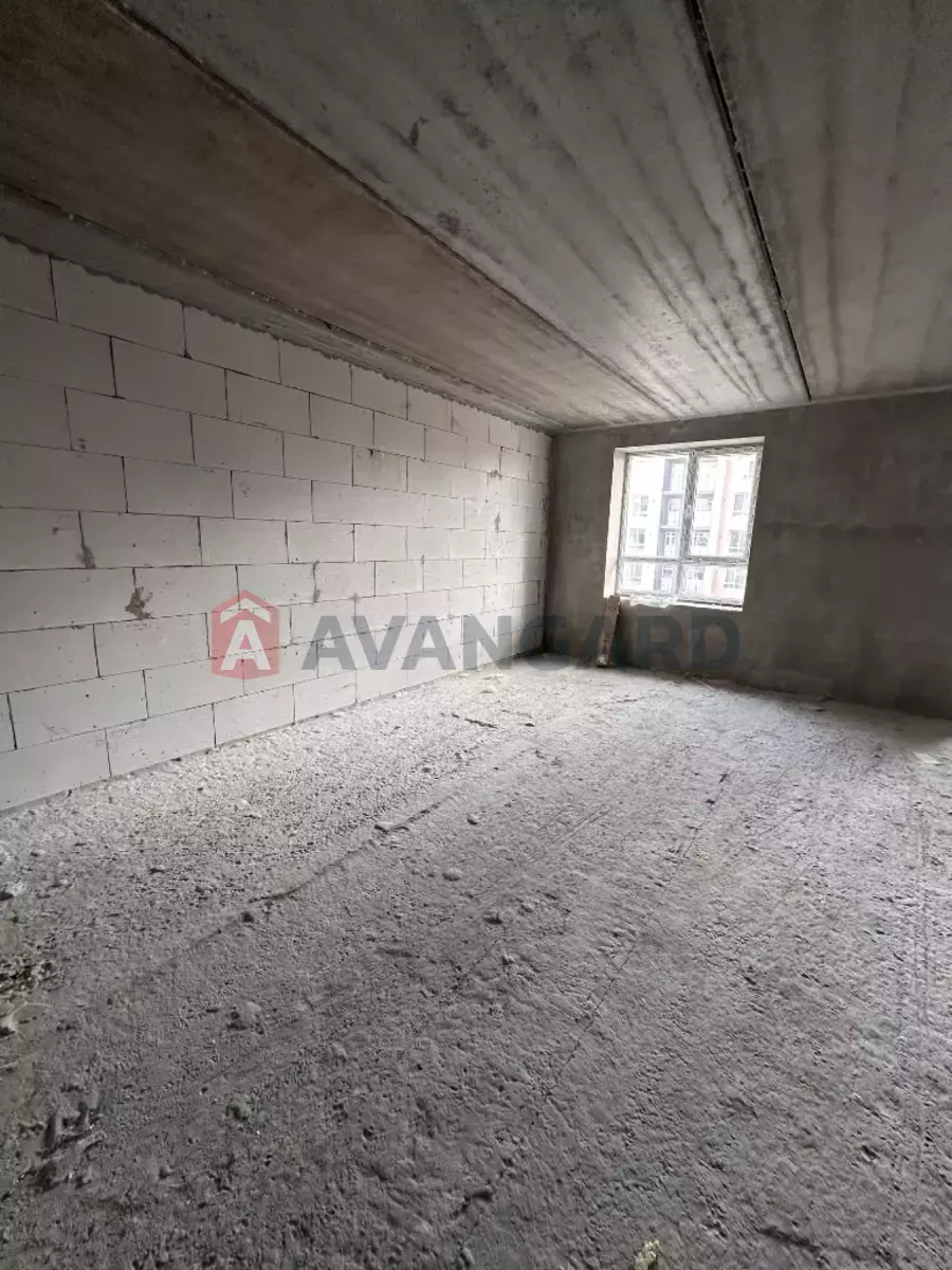 3 ����. ��������, 78/48/20 ��. �., 8/10 ���� ���� 6