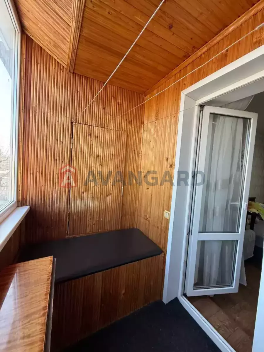 3 ����. ��������, 64/-/8 ��. �., 7/9 ���� ���� 4