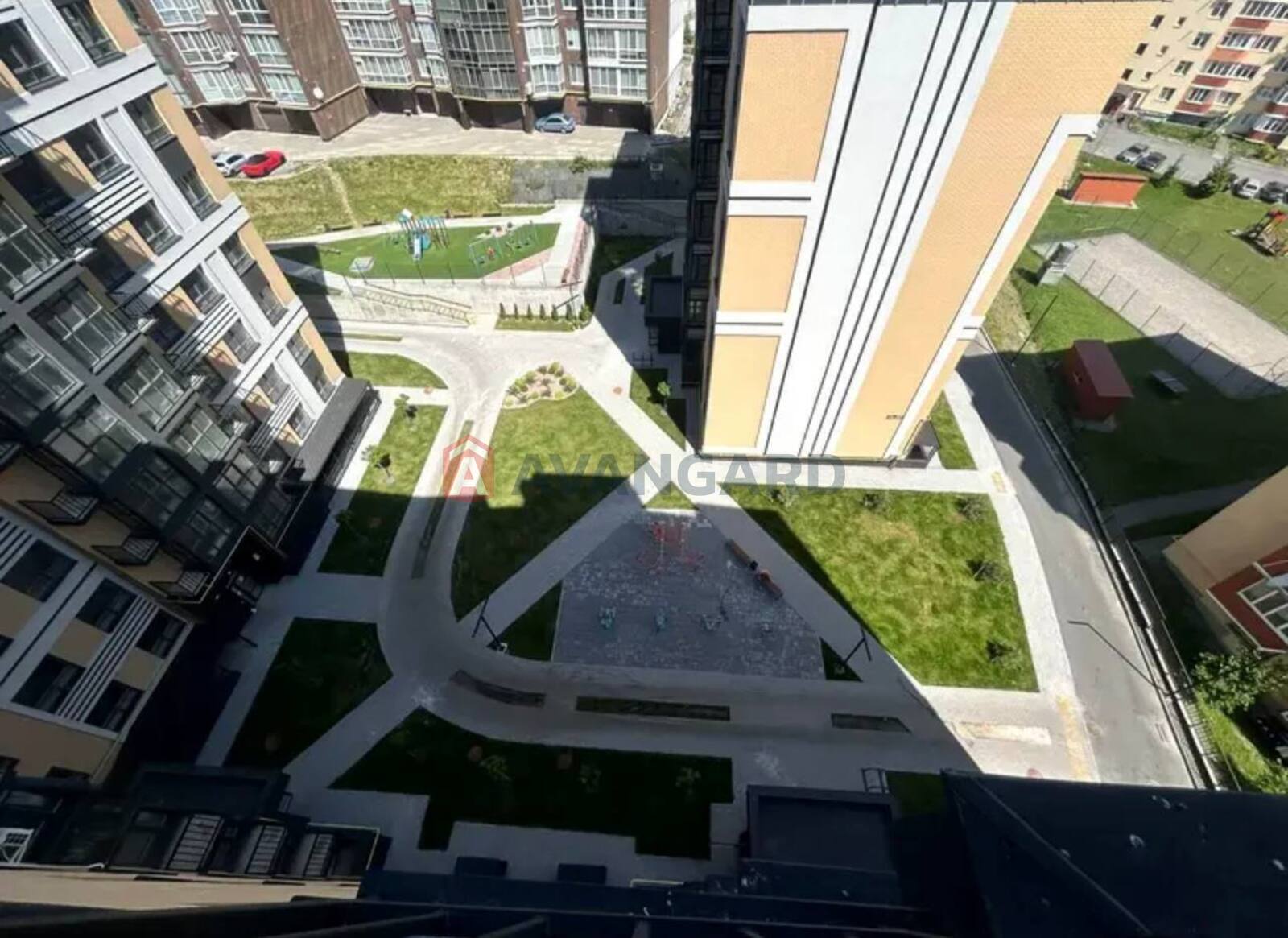 2 ��. ��������, 67/35/16 ��. �., 9/10 ������ ���� 10