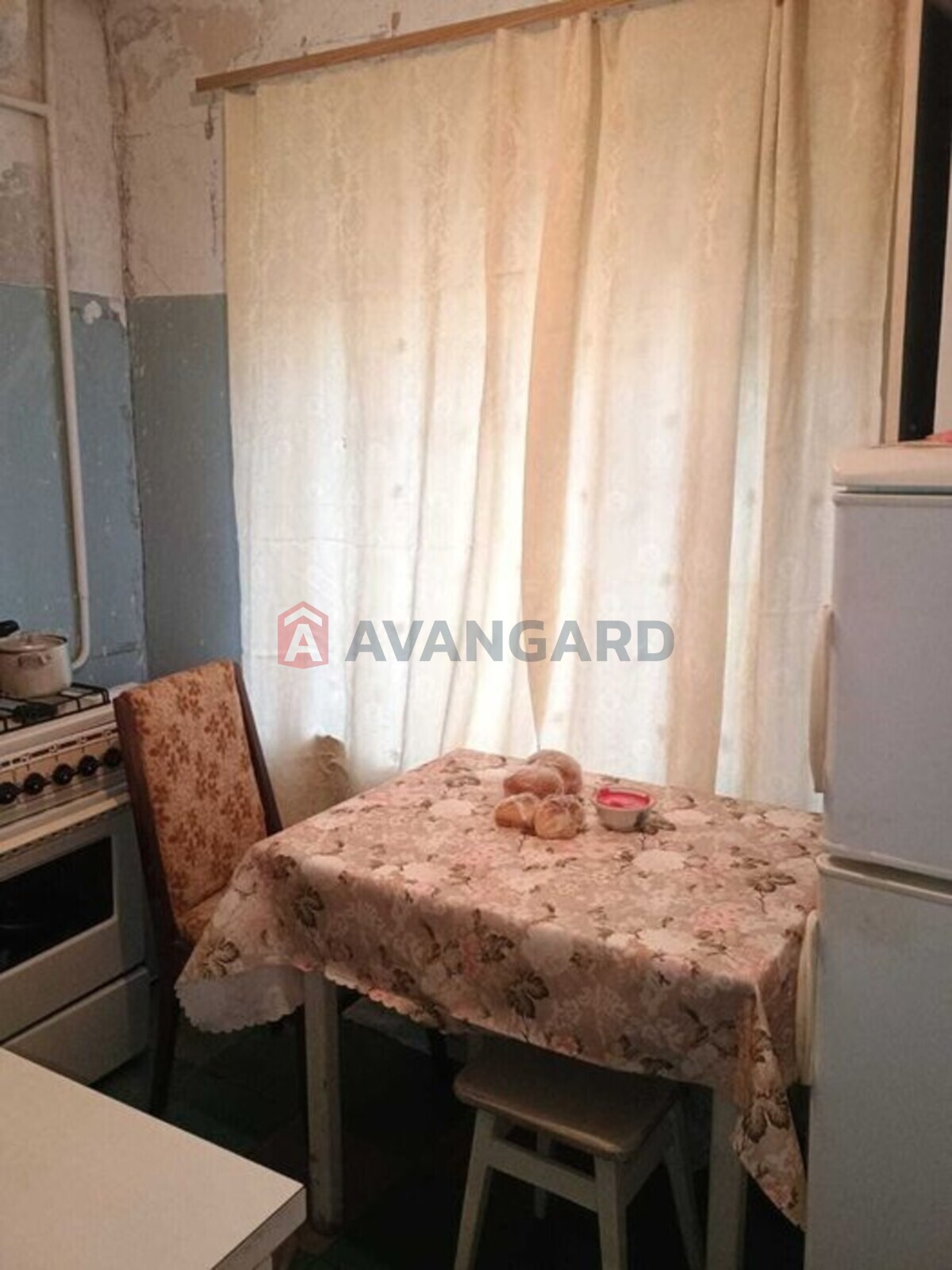 1 ��. ��������, 38/-/6 ��. �., 1/9 ������ ���� 13