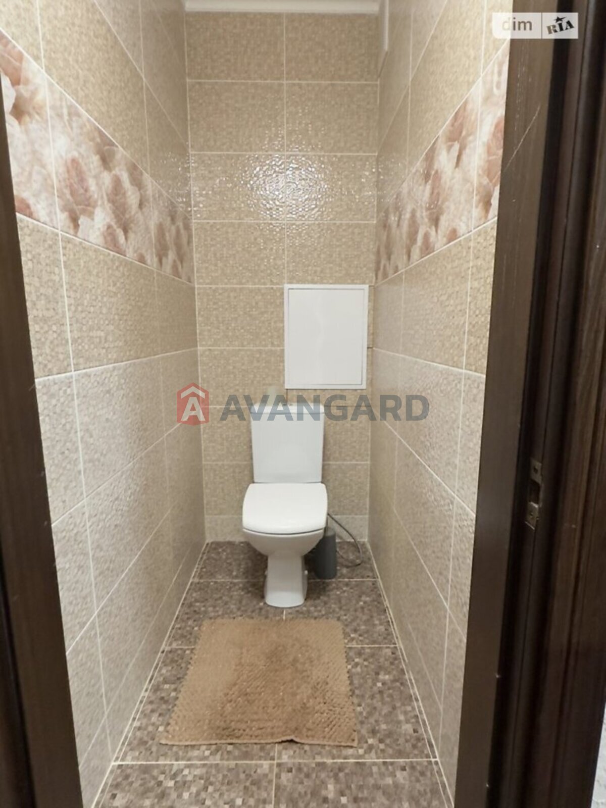 4 ��. ��������, 147/70/14 ��. �., 9/9 ������ ���� 11