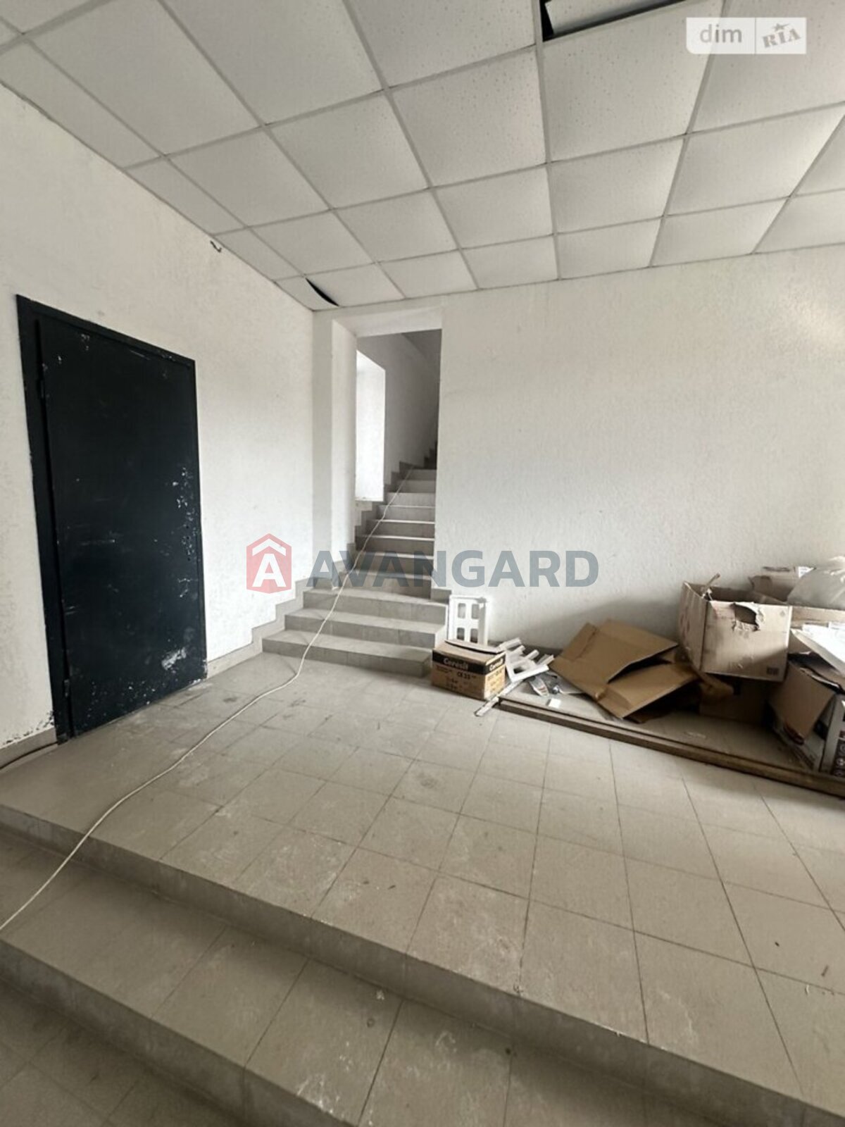 1 ��. ��������, 35/-/- ��. �., 2/3 ������ ���� 3