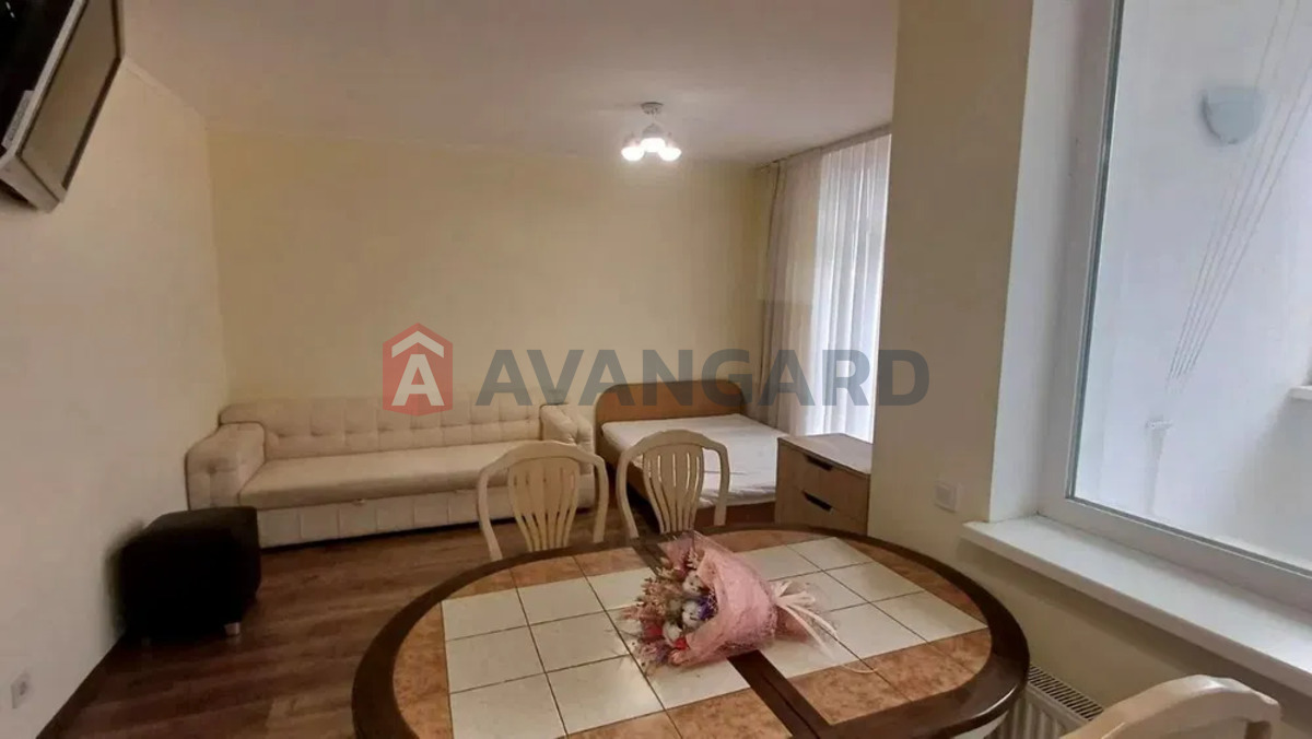 1 ����. ��������, 40/-/10 ��. �., 14/25 ���� ���� 2