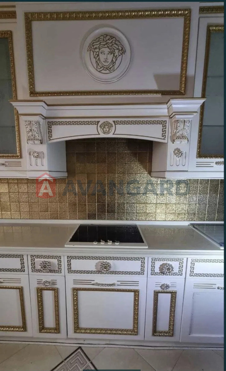 3 ����. ��������, 121/-/18 ��. �., 11/31 ���� ���� 7
