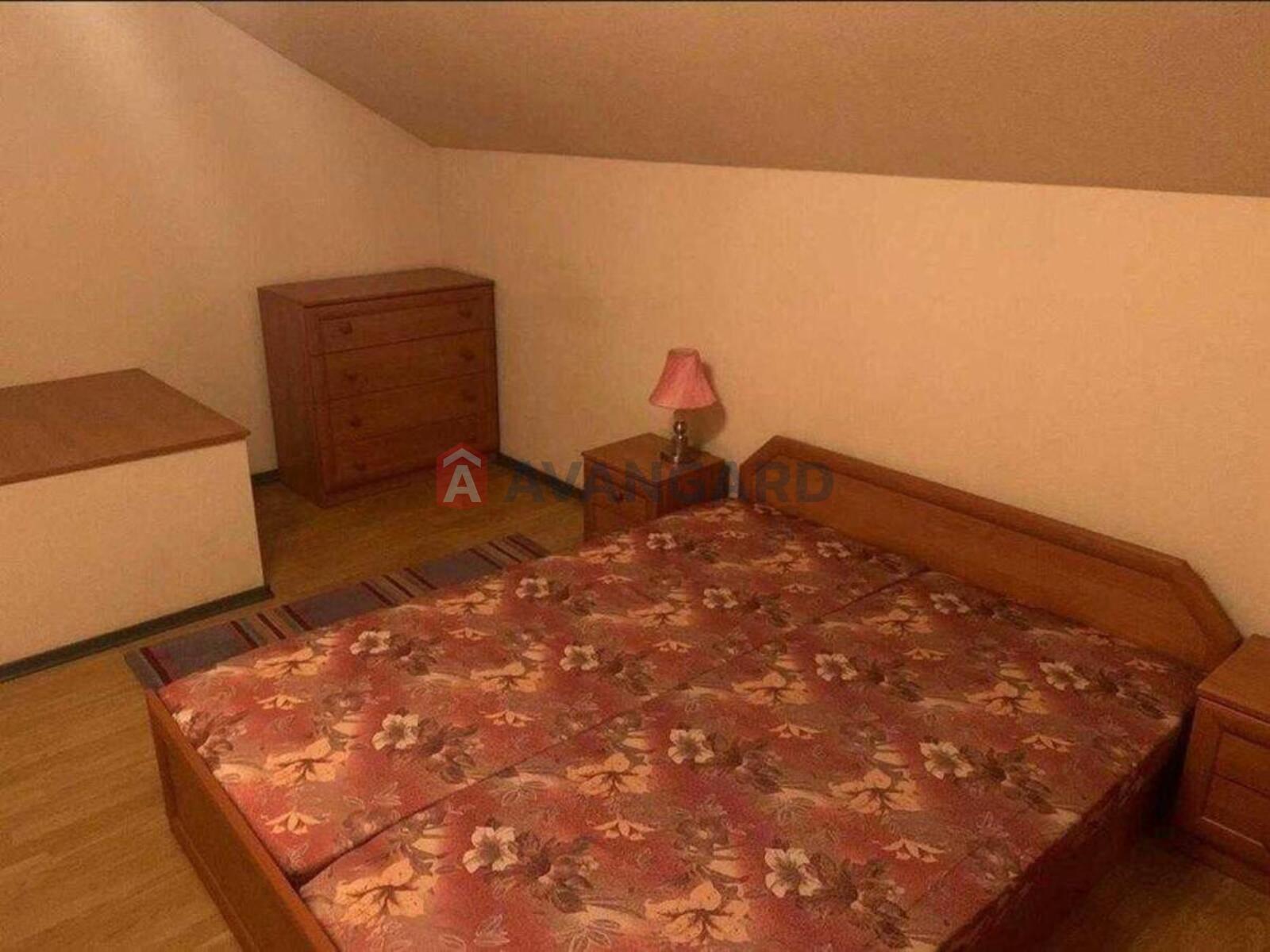 2 ��. ��������, 51/-/51 ��. �., 2/4 ������ ���� 7