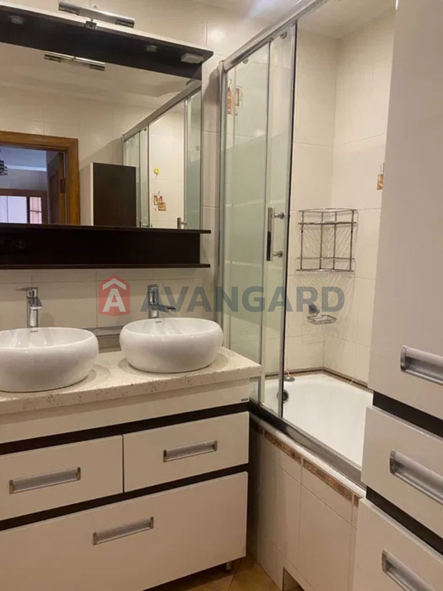 1 ��. ��������, 59/-/13 ��. �., 5/5 ������ ���� 16