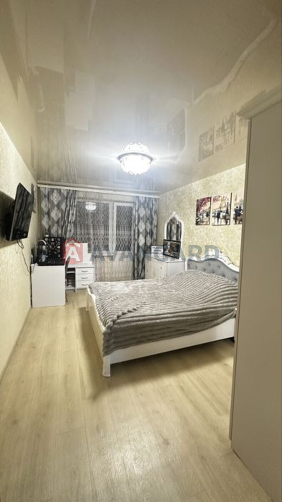 3 ��. ��������, 68/-/9 ��. �., 8/9 ������ ���� 12